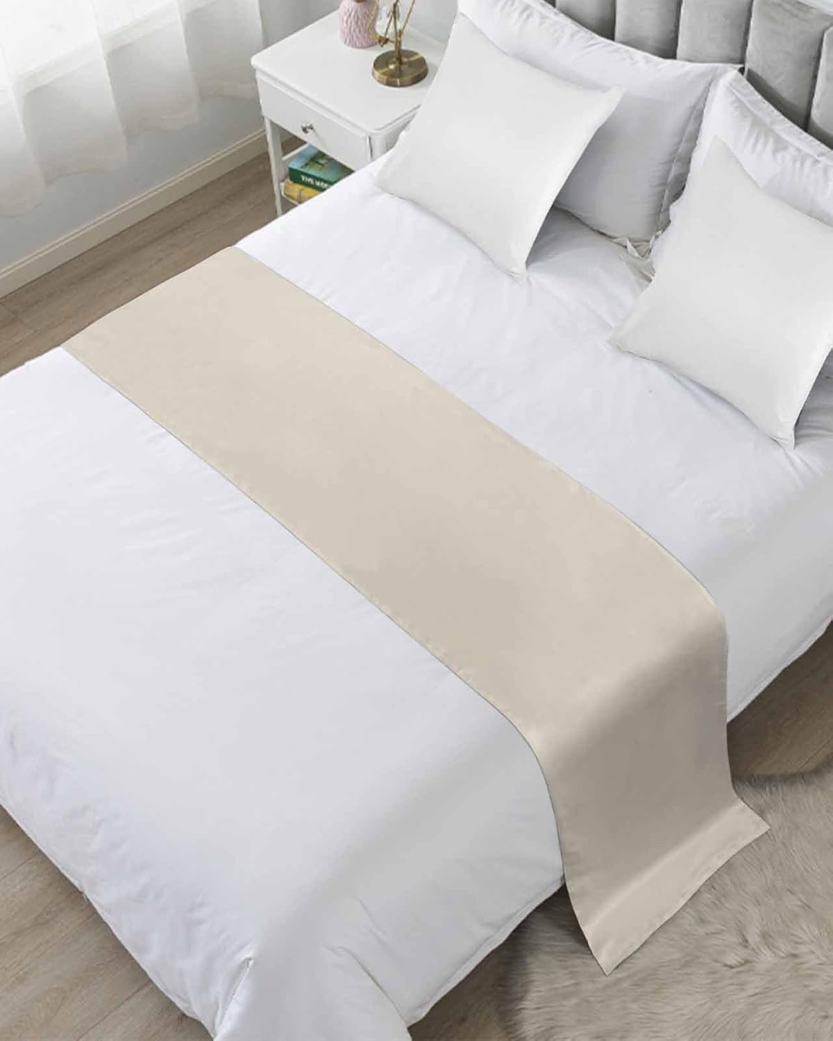 DecorLovee Ivory White Bed Runners for Queen Size Bed, Modern Decorative Bed Throws for Foot of Bed, Farmhouse Pure Ivory White Bed Runner Sofa Throw Bedding Scarf Protector Slipcover for Bedroom