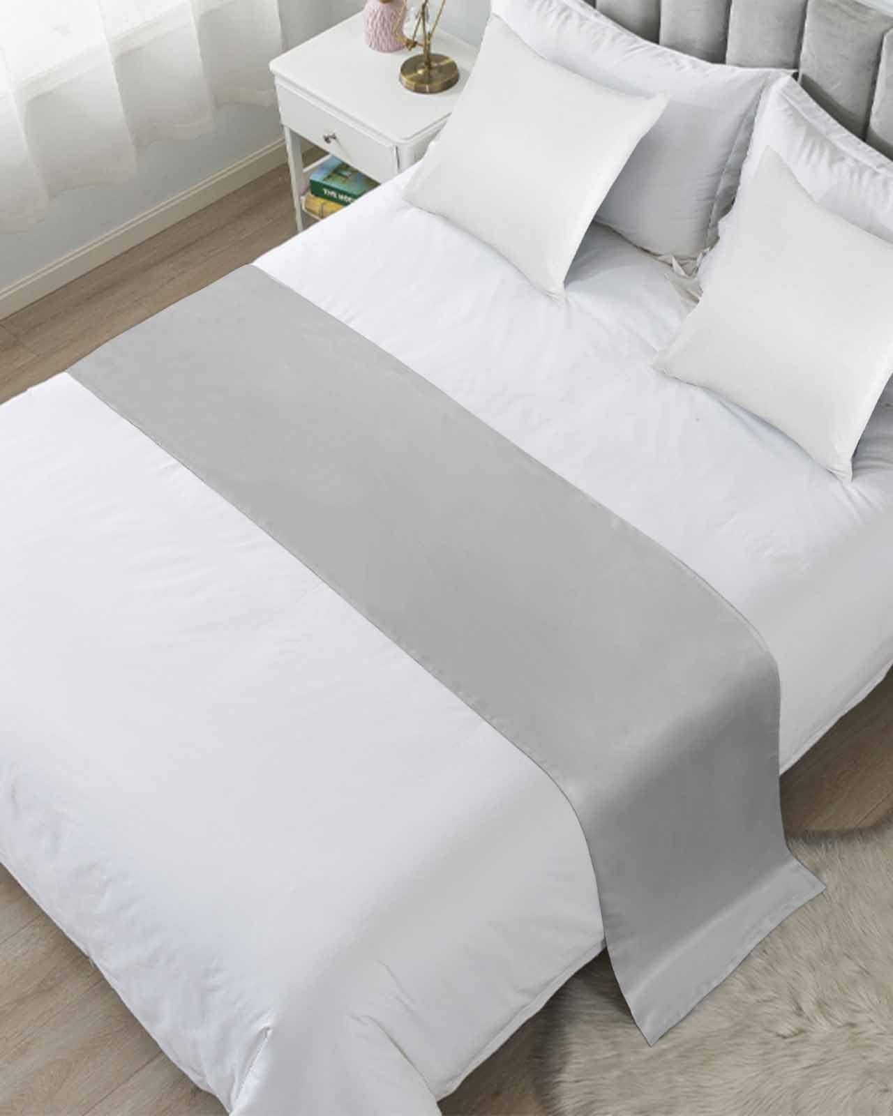 DecorLovee Ivory White Bed Runners for Queen Size Bed, Modern Decorative Bed Throws for Foot of Bed, Farmhouse Pure Ivory White Bed Runner Sofa Throw Bedding Scarf Protector Slipcover for Bedroom