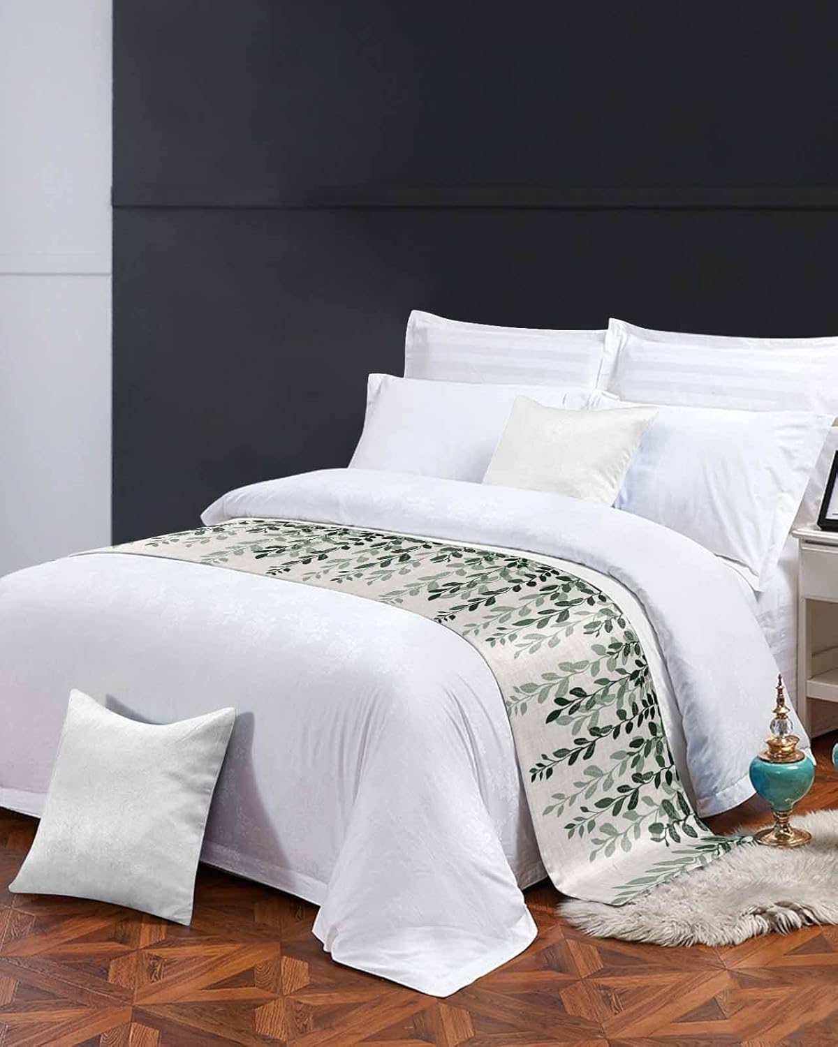 Yukro Ombre Bed Runner Scarf, Plants Gradient Green Leaves Farmhouse Style Linen Texture Queen Bed Scarf Runner, No Fading Decorative Bedding Scarf for Bedroom Hotels Homes and Guestrooms