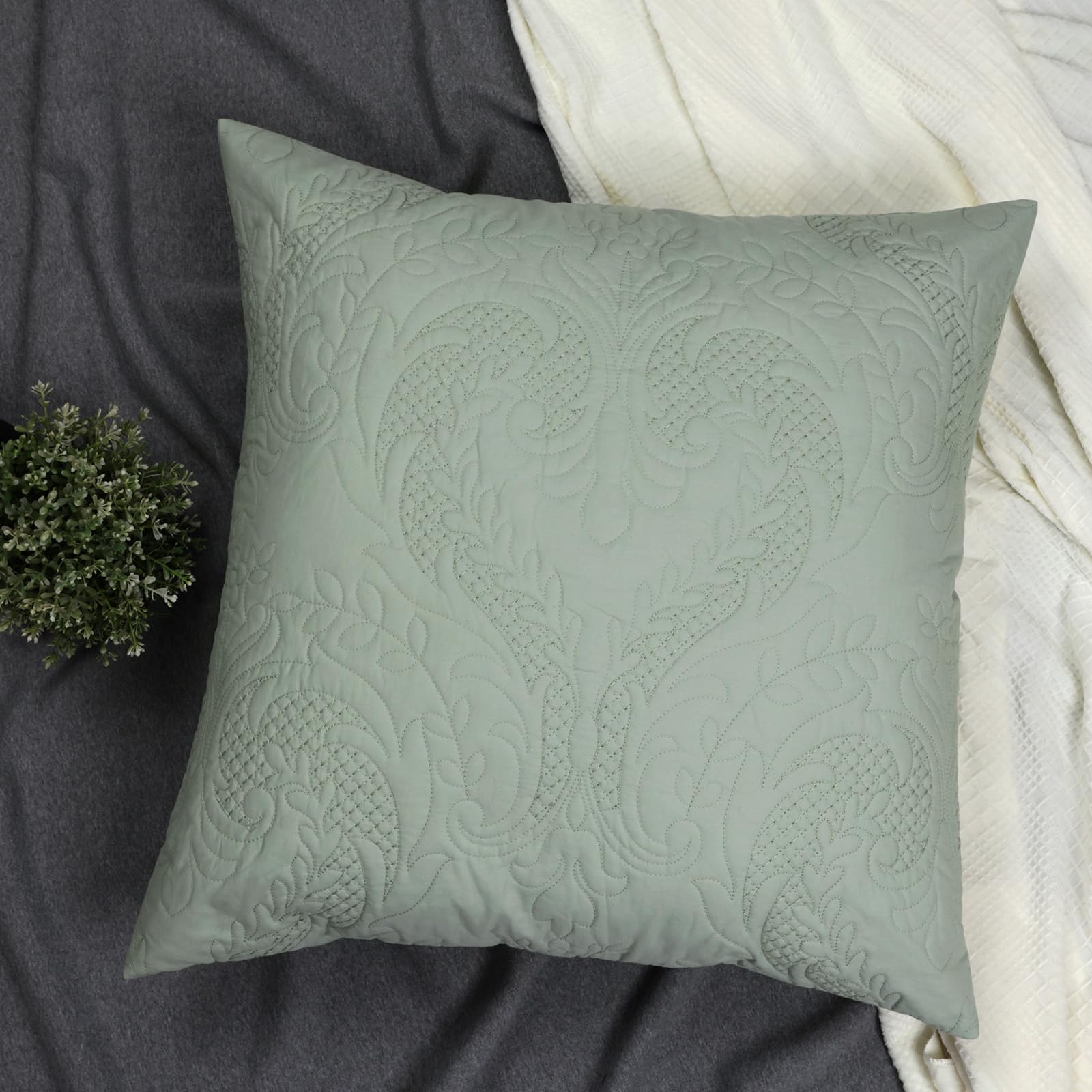 Quilted Pillow Sham Ivory Damask Standard Set of 2 Embroidered Floral Pillowcases Embossed Textured Cotton Vintage Pattern Cream 20×26