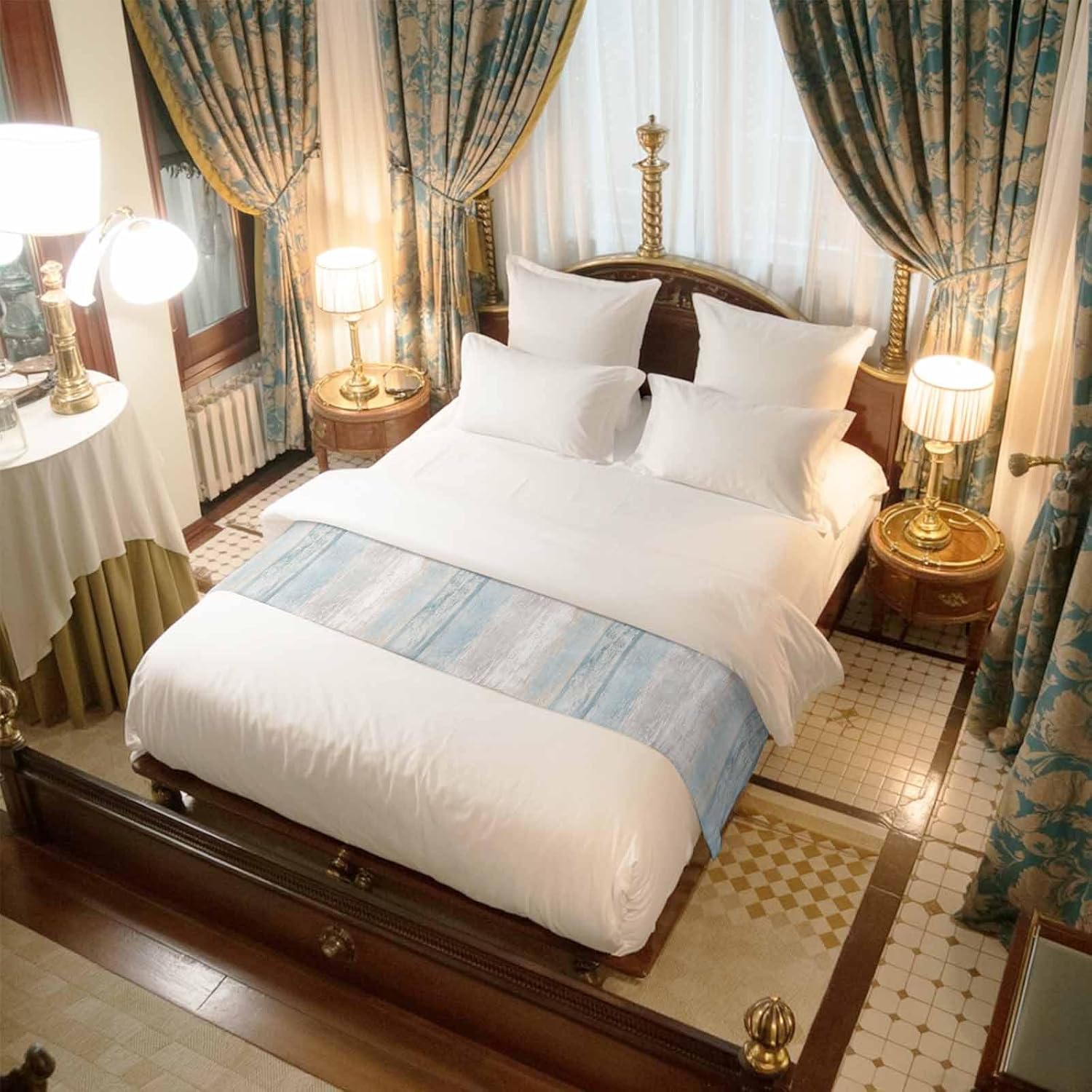 Bed Runner for King Size Bed, Blue Beige Farmhouse Decorative Bed Runners Scarves for Bedroom, Vintage Wooden Striped Washable Bedding Scarf Cover Bed Runner for Foot of Bed