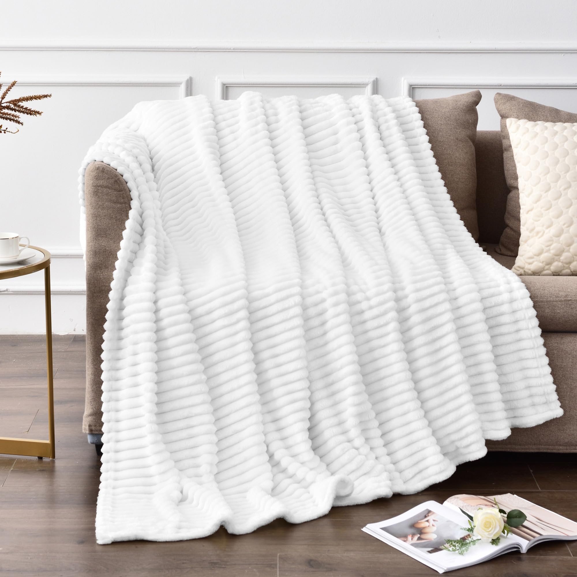 BEDELITE Fleece Throw Blanket for Couch – 3D Ribbed Jacquard Soft and Warm Decorative Fuzzy Blanket – Cozy, Fluffy, Plush Lightweight Pink Throw Blankets for Bed, Sofa, 50x60 inches