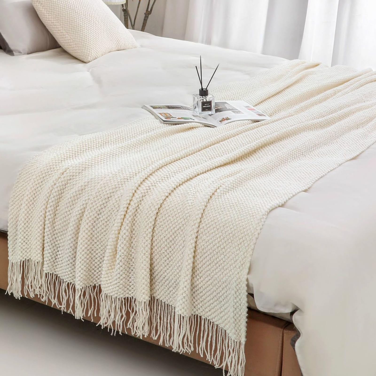 Geometry Bed Runners for King & Queen Size Bed Solid Beige Bed Scarf with Tassel Boho Knit Bed Runner Scarves Decorative for Bedroom Home Hotel (102 x 24 Inches, 1 Piece)
