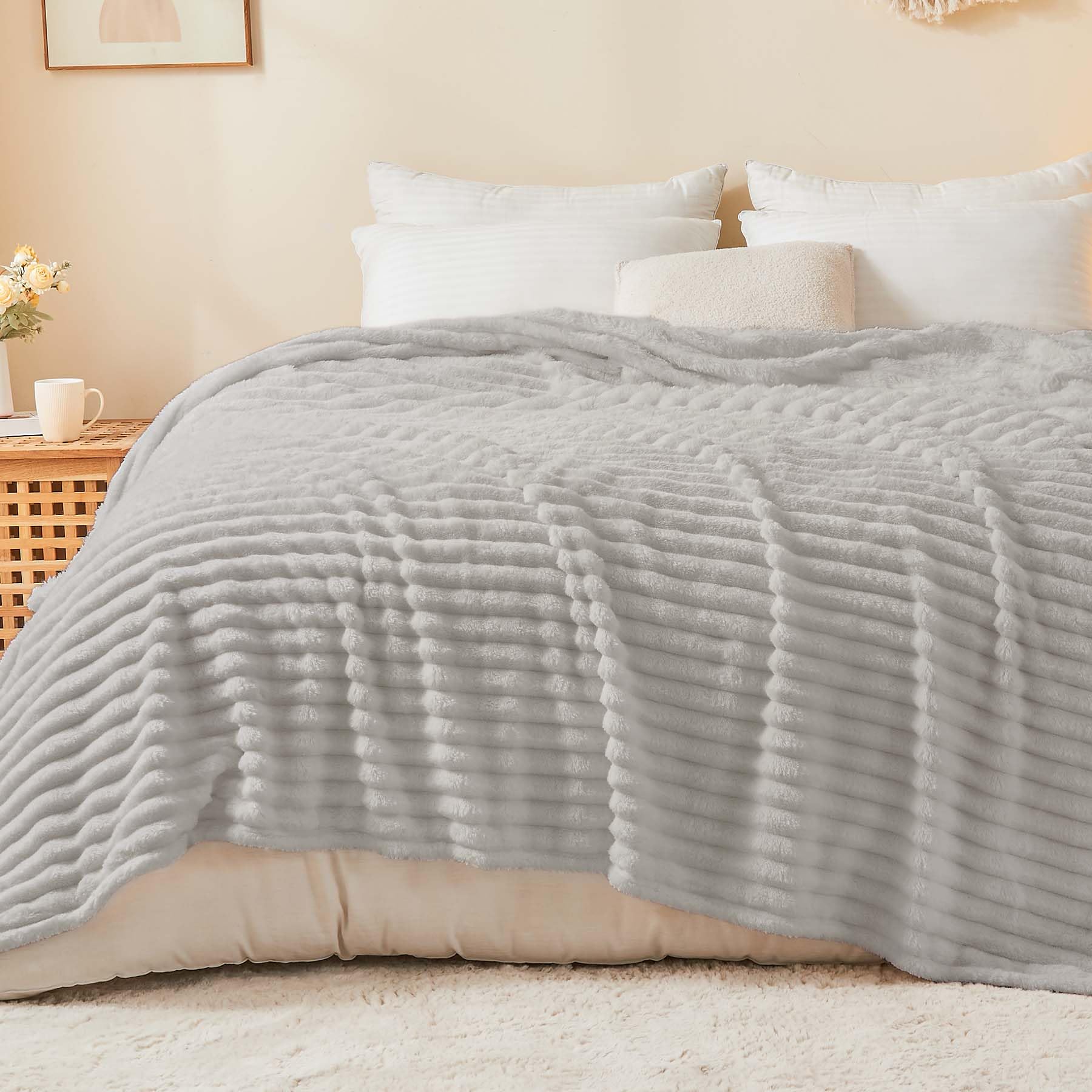BEDELITE Fleece Throw Blanket for Couch - 300GSM Soft & Warm Fluffy Cream White Blanket, Decorative and Giftable Striped Blankets for Women, Men, 50"x60"
