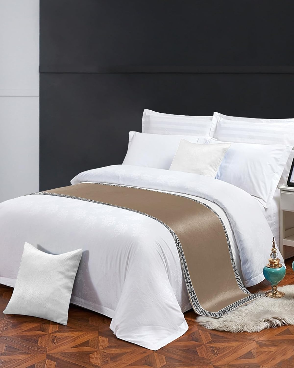 Yukro Bed Runner Scarf, Chinese Style Pattern Brown Background King Bed Scarf Runner, No Fading Decorative Bedding Scarf for Bedroom Hotels Homes and Guestrooms