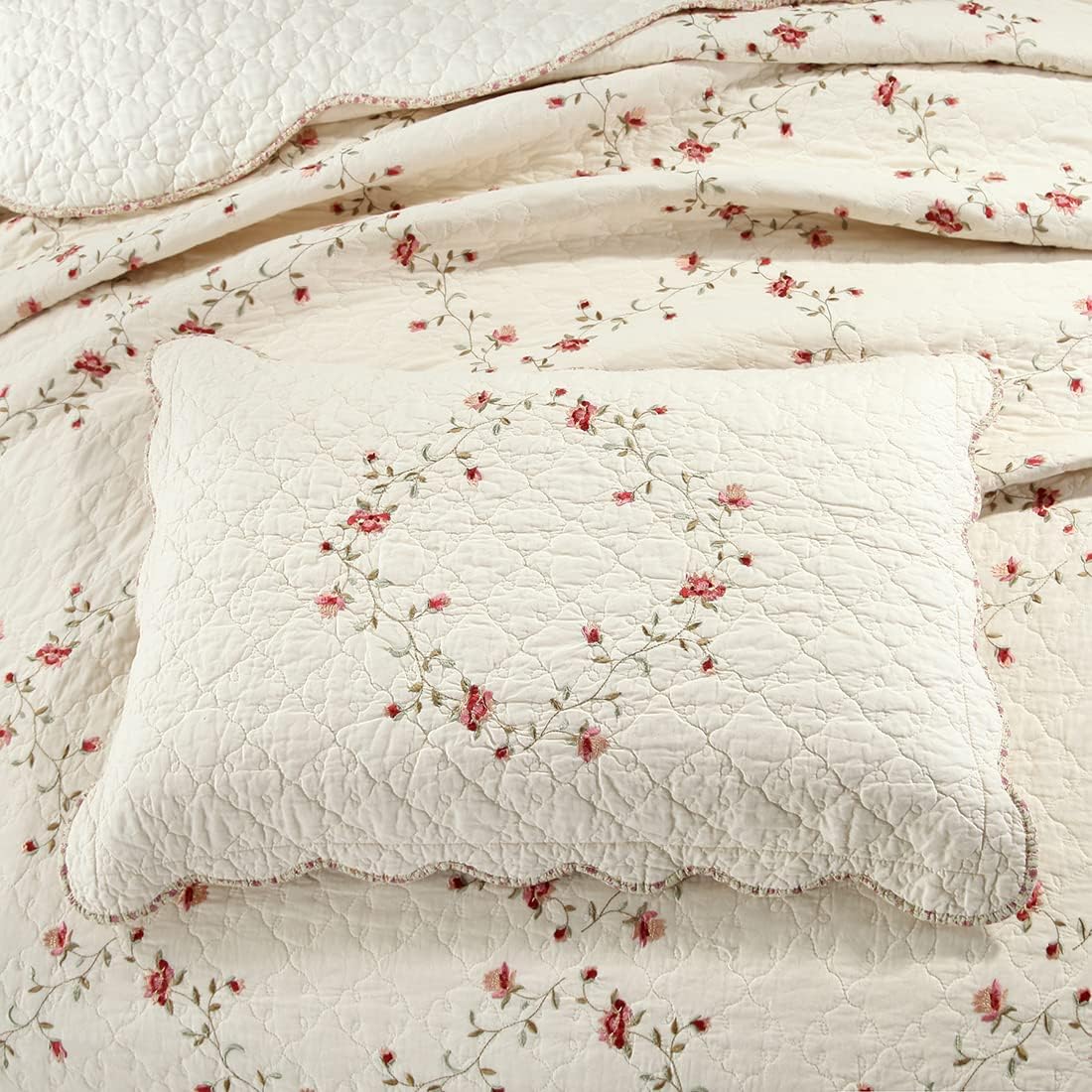 vctops 2-Piece Elegant Floral Embroidered Pillow Shams Queen Size 100% Cotton Quilted Decorative Pillow Shams Set (Cream,20"x28")