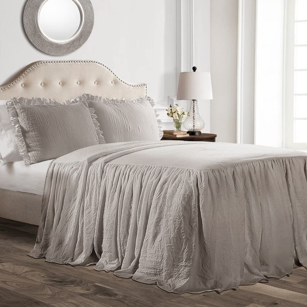 Lush Decor Ruffle Skirt Bedspread Set - 3-Piece Luxurious Farmhouse Bedding - Elegant Ruffle Detail - Timeless Style - Soft Lightweight Sheets - Queen, Sea Salt