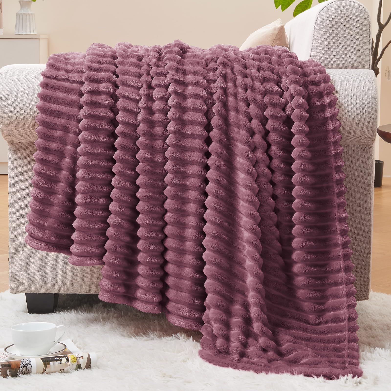 BEDELITE Fleece Throw Blanket for Couch – 3D Ribbed Jacquard Soft and Warm Decorative Fuzzy Blanket – Cozy, Fluffy, Plush Lightweight Pink Throw Blankets for Bed, Sofa, 50x60 inches
