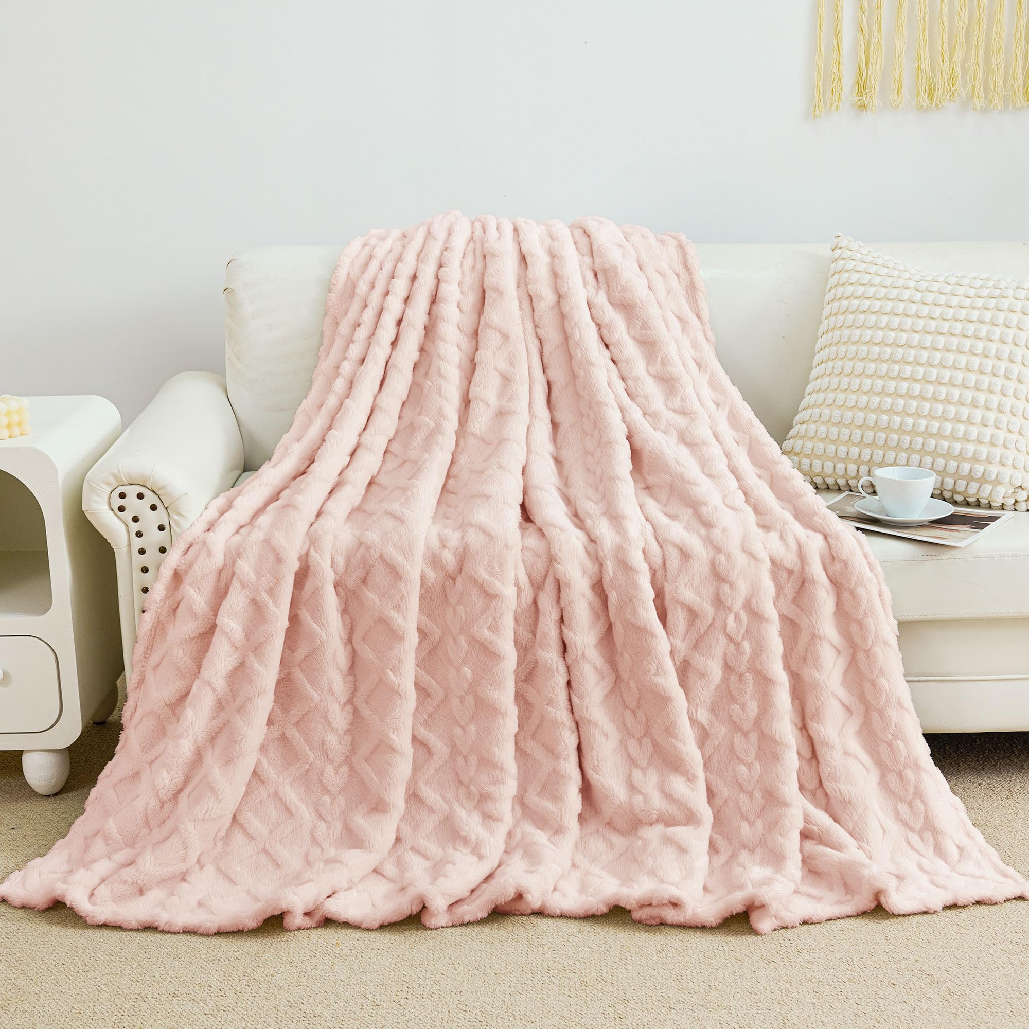Aganear Fleece Throw Blanket