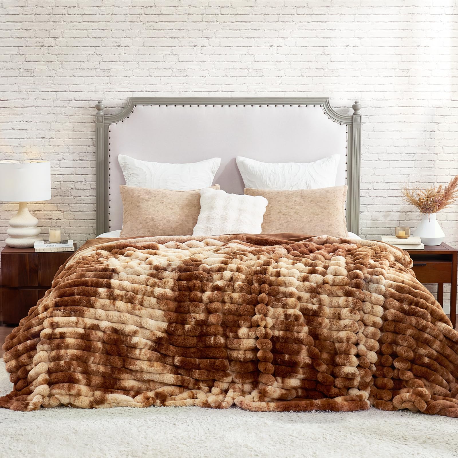 Cozy Bliss Faux Fur Throw Blanket for Couch, Cozy Warm Plush Striped Blanket for Sofa Bedroom Living Room, 50 * 60 Inches Hot Pink