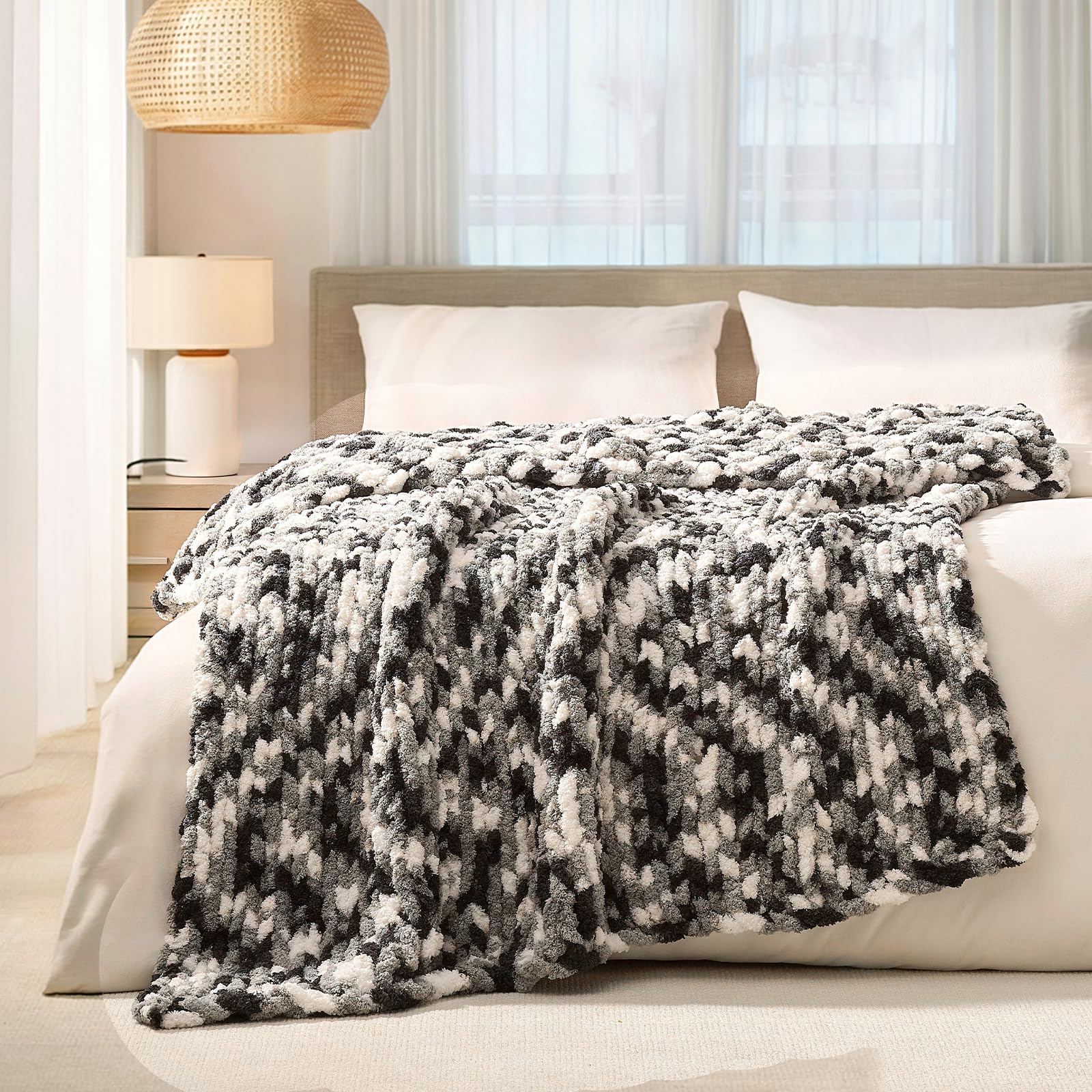 L'AGRATY Chunky Knit Blanket Throw,Soft Chenille Yarn Throw Blanket 50x60，Handmade Cable Knit Crochet Blanket,Large Knit Blankets Chunky Yarn,Rope Knot Throw Blanket for Couch Sofa Bed Home Decor