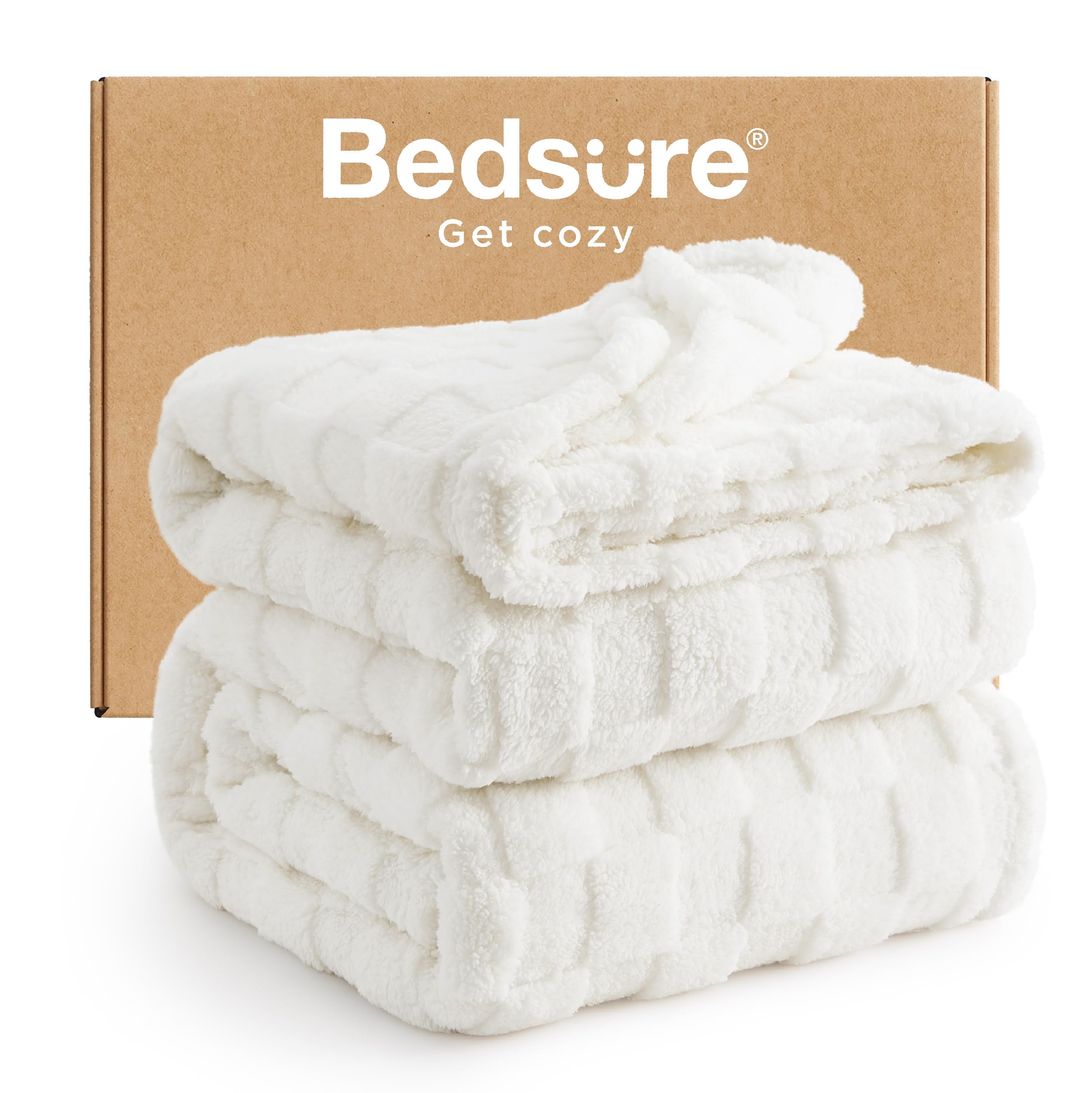 Bedsure GentleSoft Sage Green Throw Blanket for Couch - Checkered Cute Fleece Blankets, Soft Cozy Summer Throw for Bedroom Home Decor Gifts for Mom Girls, Green, 50x60 Inches