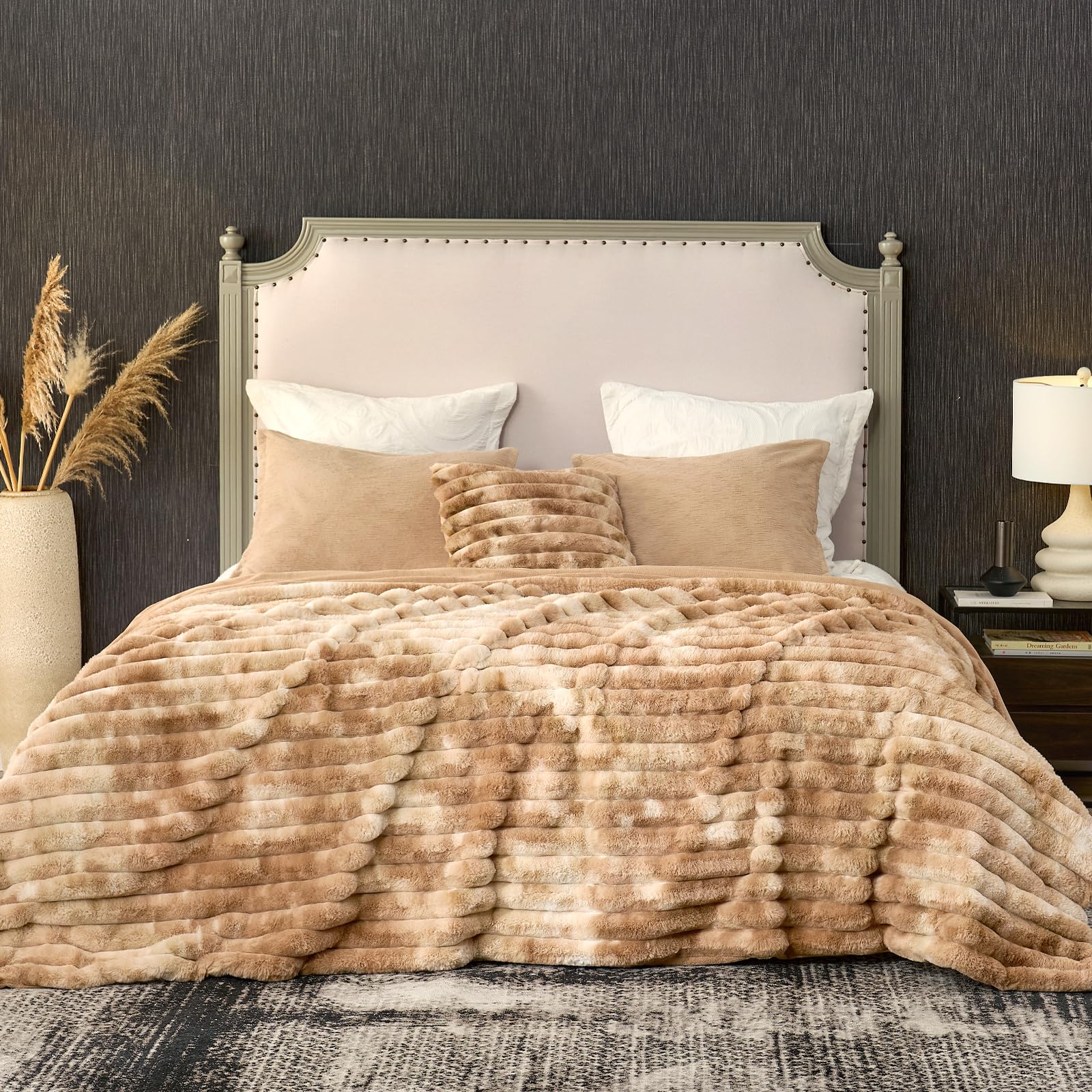 Cozy Bliss Faux Fur Throw Blanket for Couch, Cozy Warm Plush Striped Blanket for Sofa Bedroom Living Room, 50 * 60 Inches Hot Pink