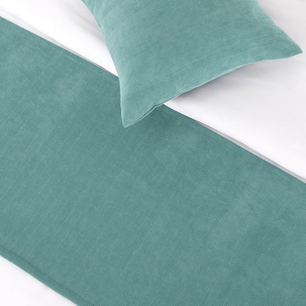 AMBERIS Bed Runner Single Layer Chenille Blue-Green, Modern Style Bed Scarves for Home Hotel Decorations (Pillowcases Sold Separately)