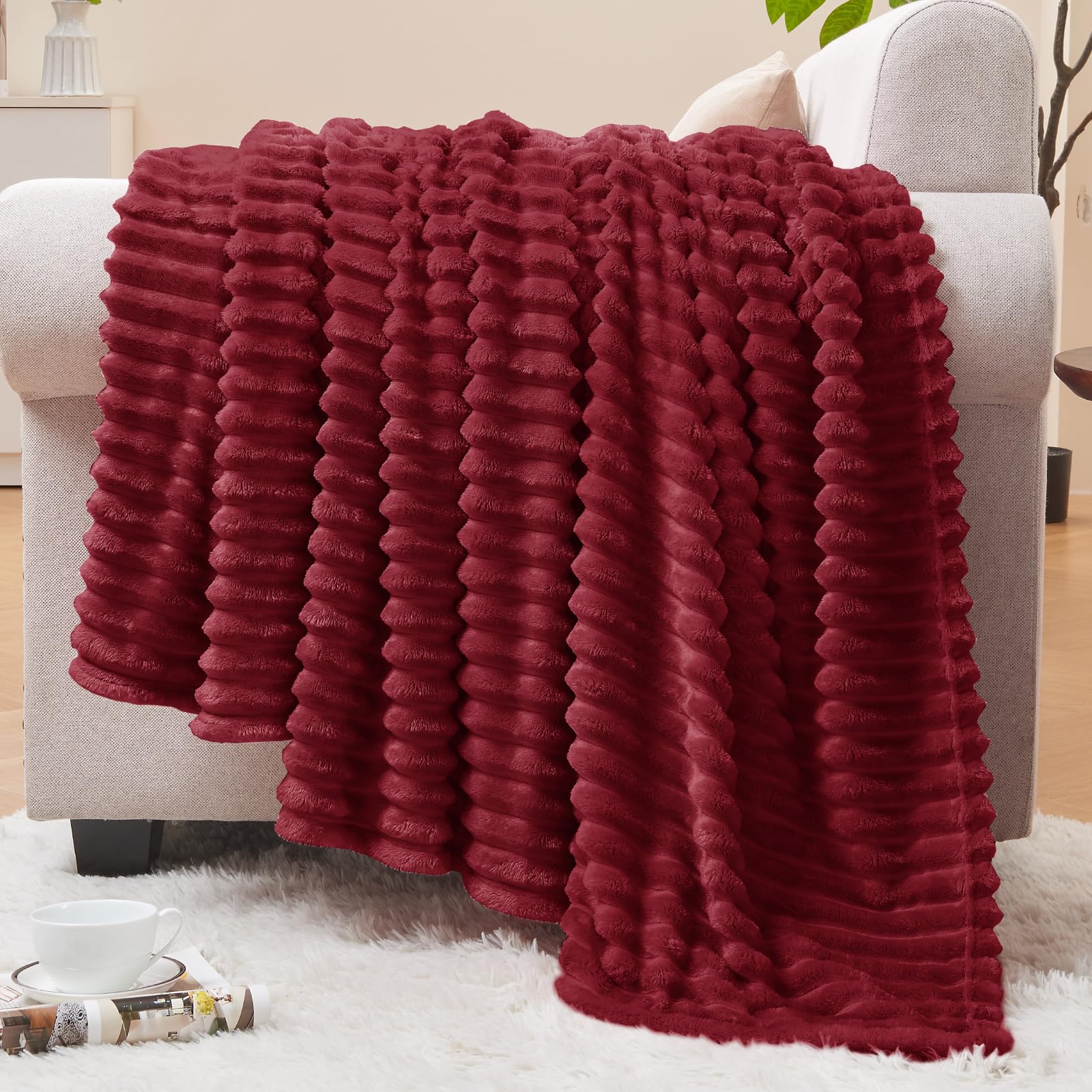 BEDELITE Fleece Throw Blanket for Couch – 3D Ribbed Jacquard Soft and Warm Decorative Fuzzy Blanket – Cozy, Fluffy, Plush Lightweight Pink Throw Blankets for Bed, Sofa, 50x60 inches