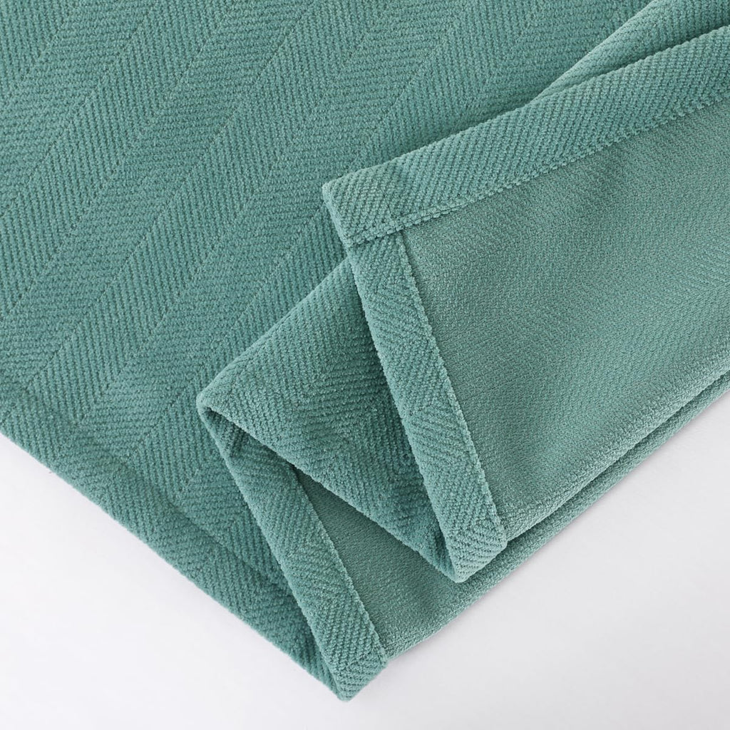 AMBERIS Bed Runner Single Layer Chenille Blue-Green, Modern Style Bed Scarves for Home Hotel Decorations (Pillowcases Sold Separately)