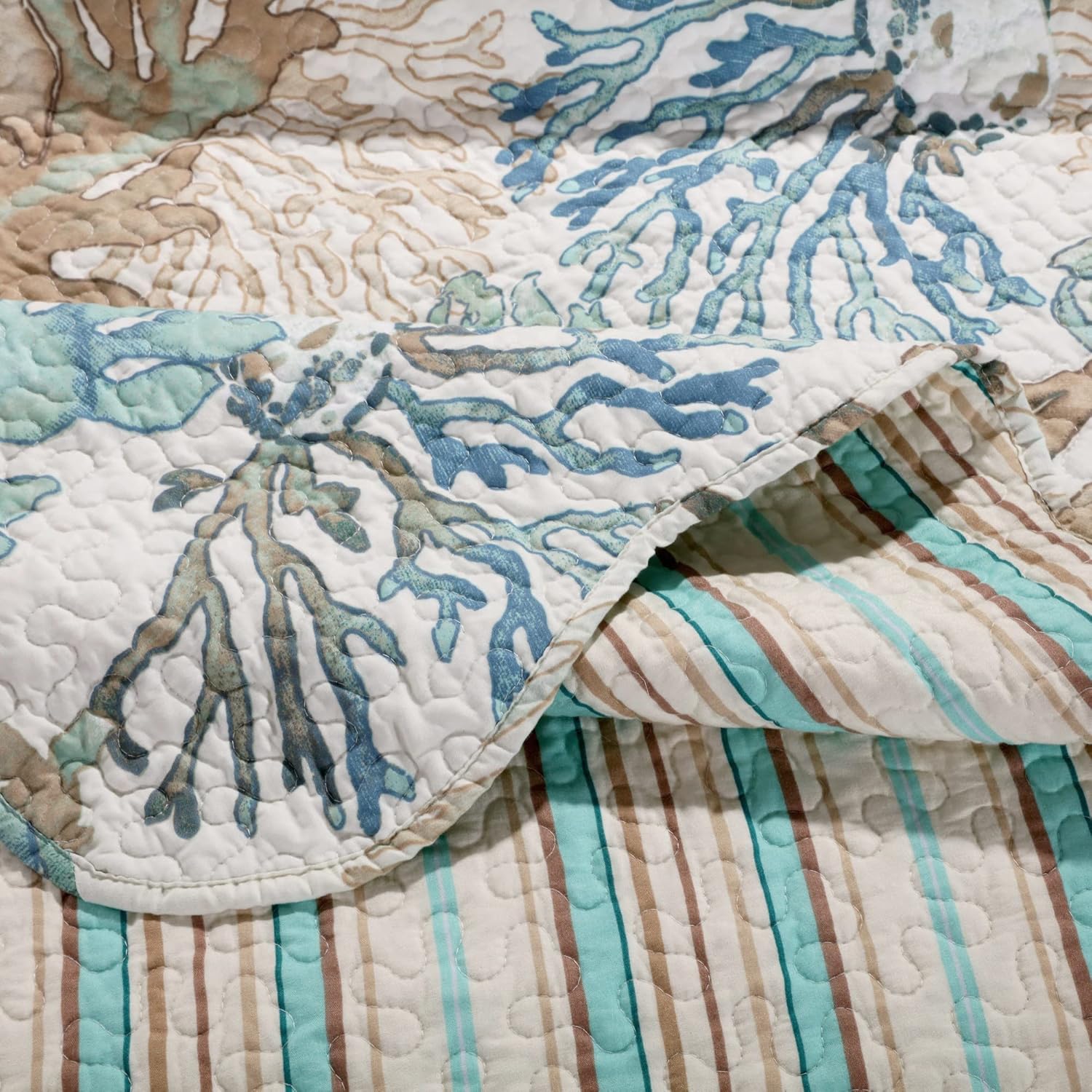 Greenland Home Atlantis Coastal Sea Coral Oversized Reversible Quilt Set, 3-Piece Full/Queen, Jade
