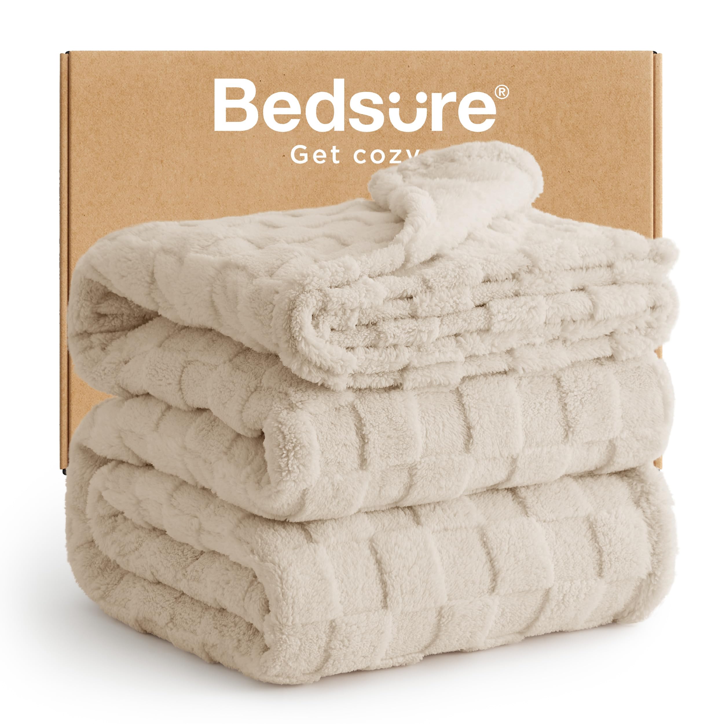 Bedsure GentleSoft Sage Green Throw Blanket for Couch - Checkered Cute Fleece Blankets, Soft Cozy Summer Throw for Bedroom Home Decor Gifts for Mom Girls, Green, 50x60 Inches
