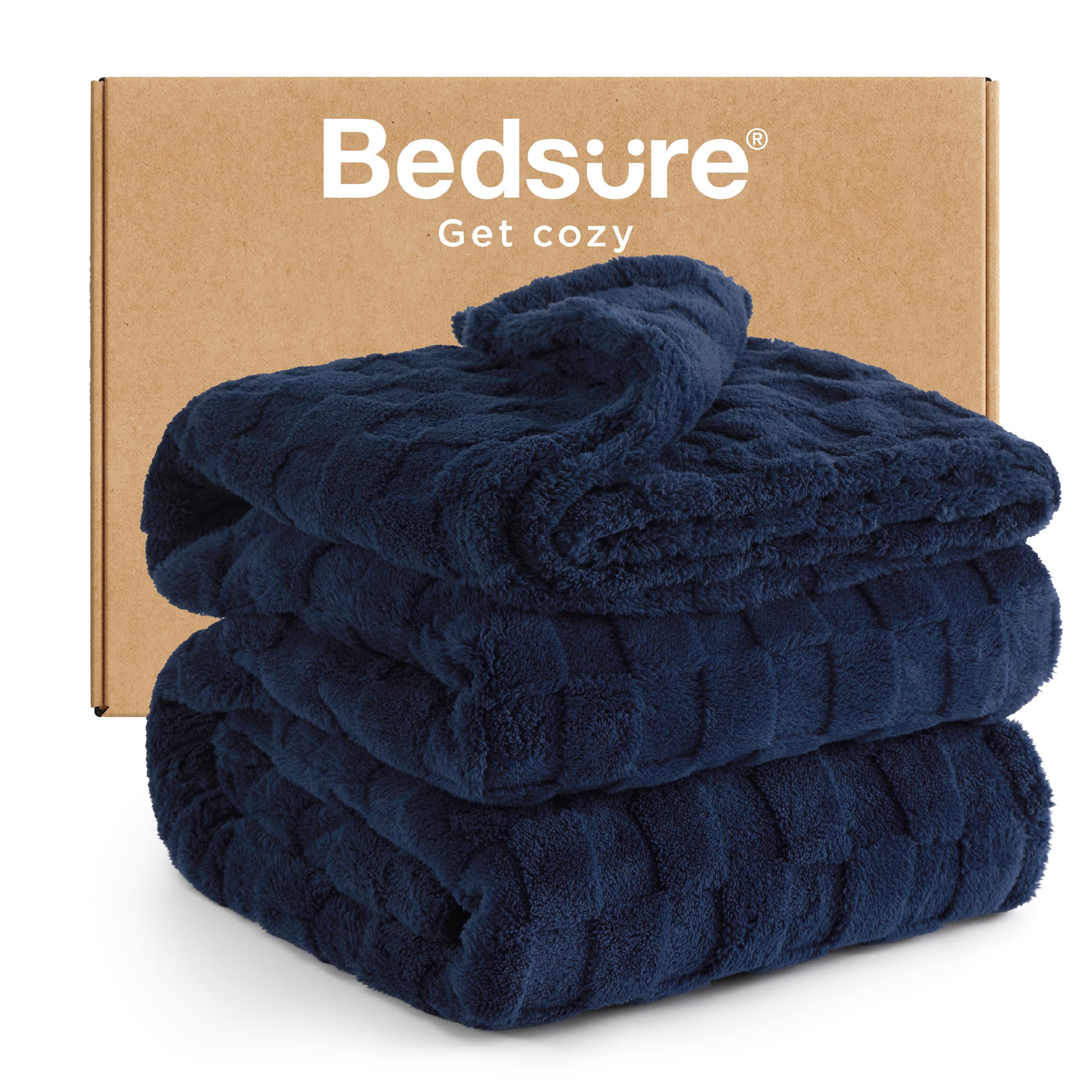 Bedsure GentleSoft Sage Green Throw Blanket for Couch - Checkered Cute Fleece Blankets, Soft Cozy Summer Throw for Bedroom Home Decor Gifts for Mom Girls, Green, 50x60 Inches