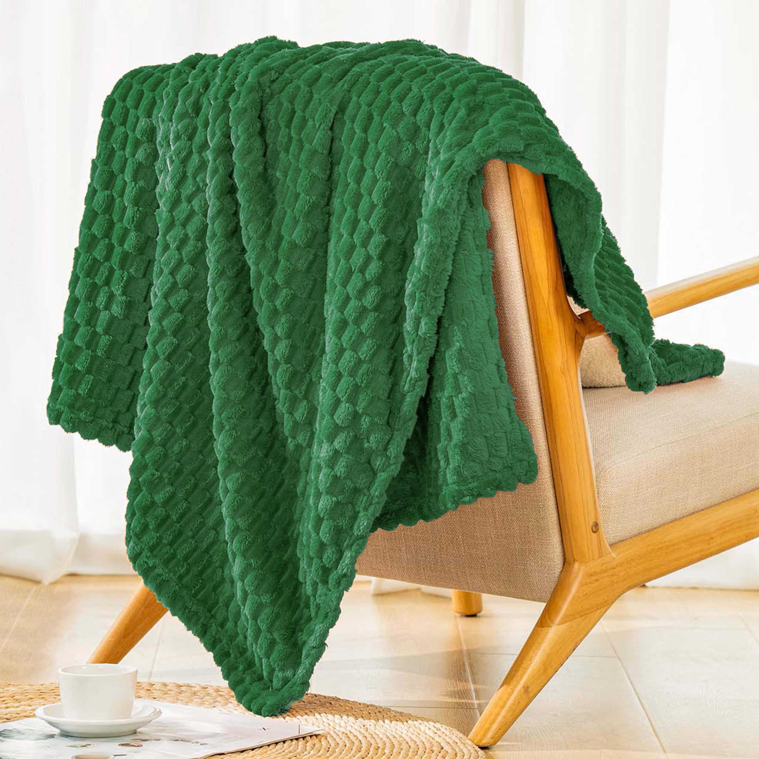 Bnuitland Light Yellow Flannel Throw Blanket (50X40 inches), 300 GSM Fleece Cozy Warm Soft Lightweight Bed Sofa Blanket for Babys and Pets, Suitable for All Seasons