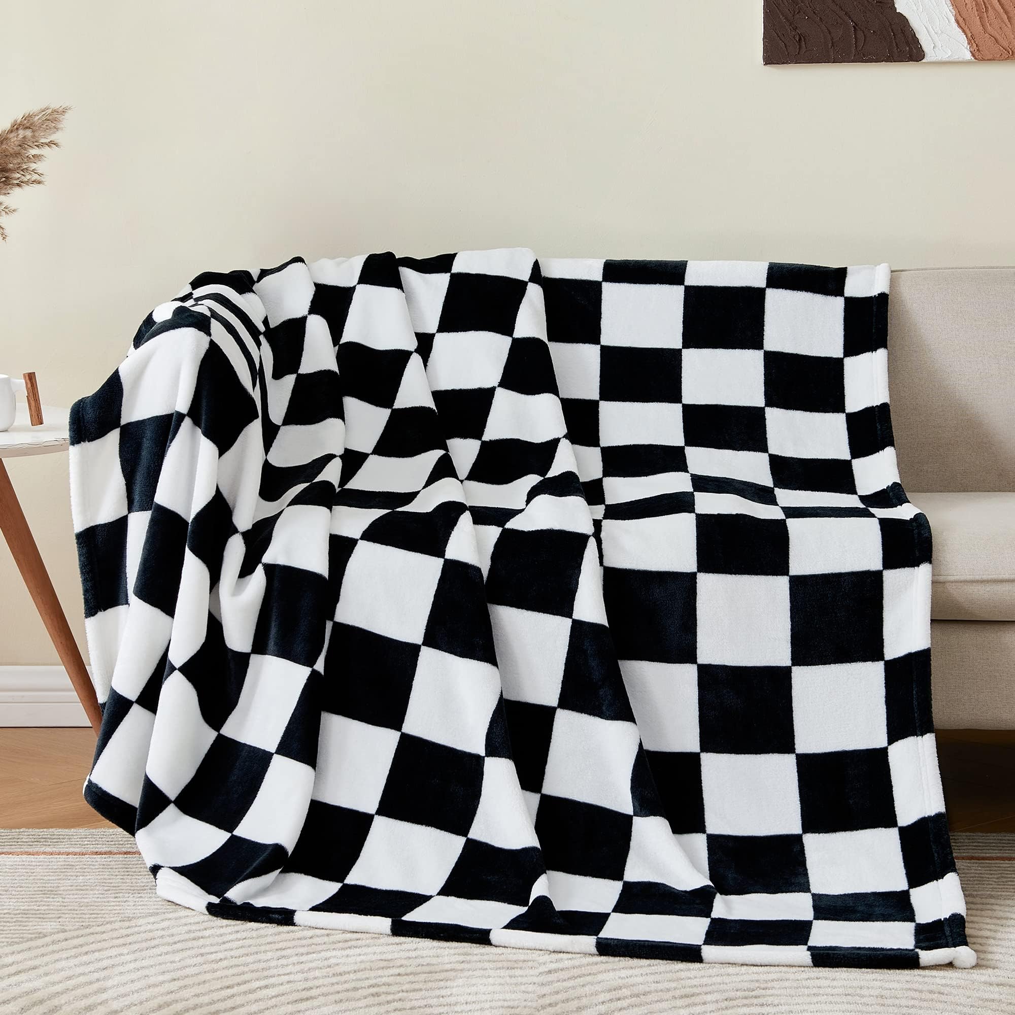 BEDELITE Plaid Fleece Throw Blanket for Couch, Black & White Checkered Flannel Blanket, Cozy & Soft Buffalo Plaid Decor Blanket for Women, Men, 50"x60"