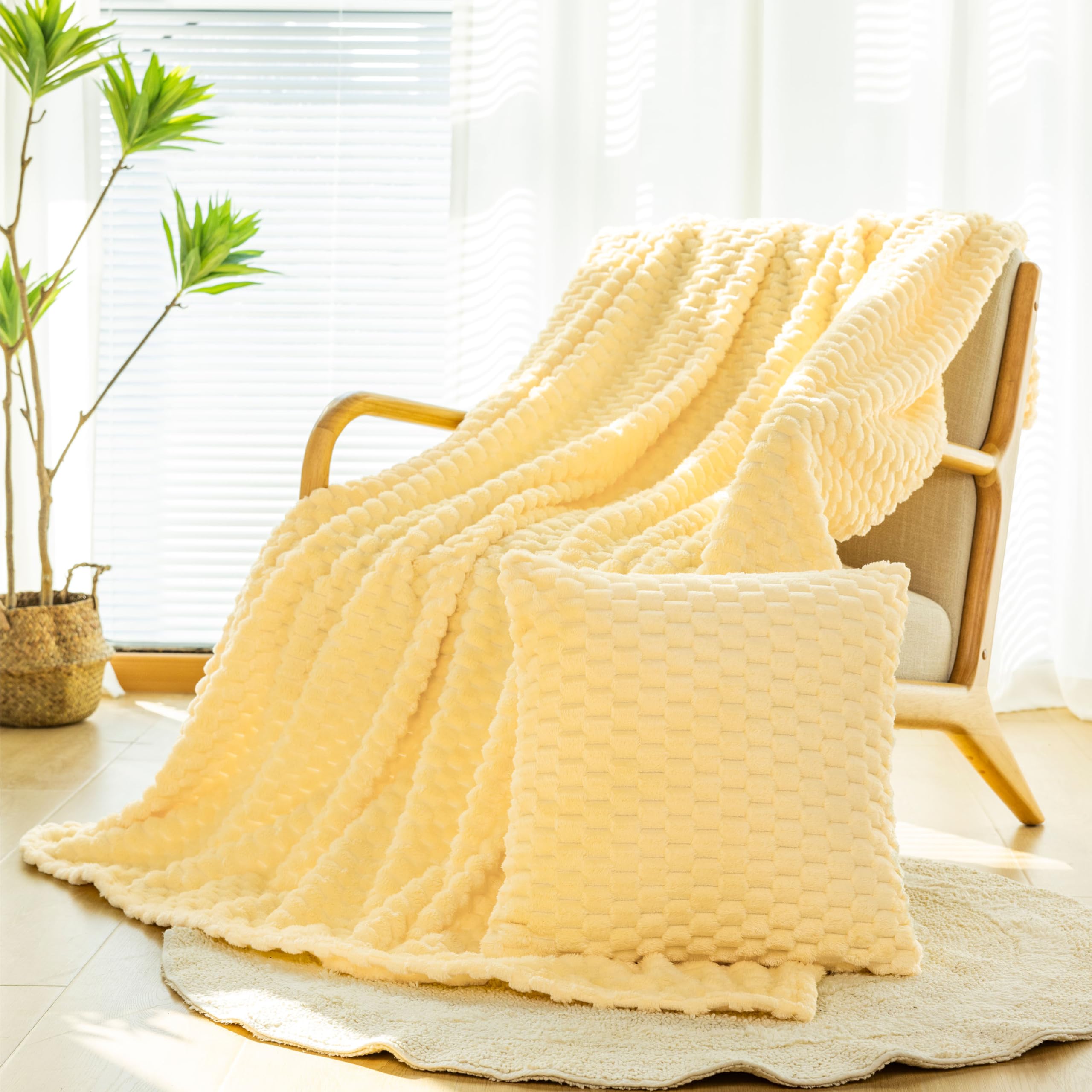 Bnuitland Light Yellow Flannel Throw Blanket (50X40 inches), 300 GSM Fleece Cozy Warm Soft Lightweight Bed Sofa Blanket for Babys and Pets, Suitable for All Seasons
