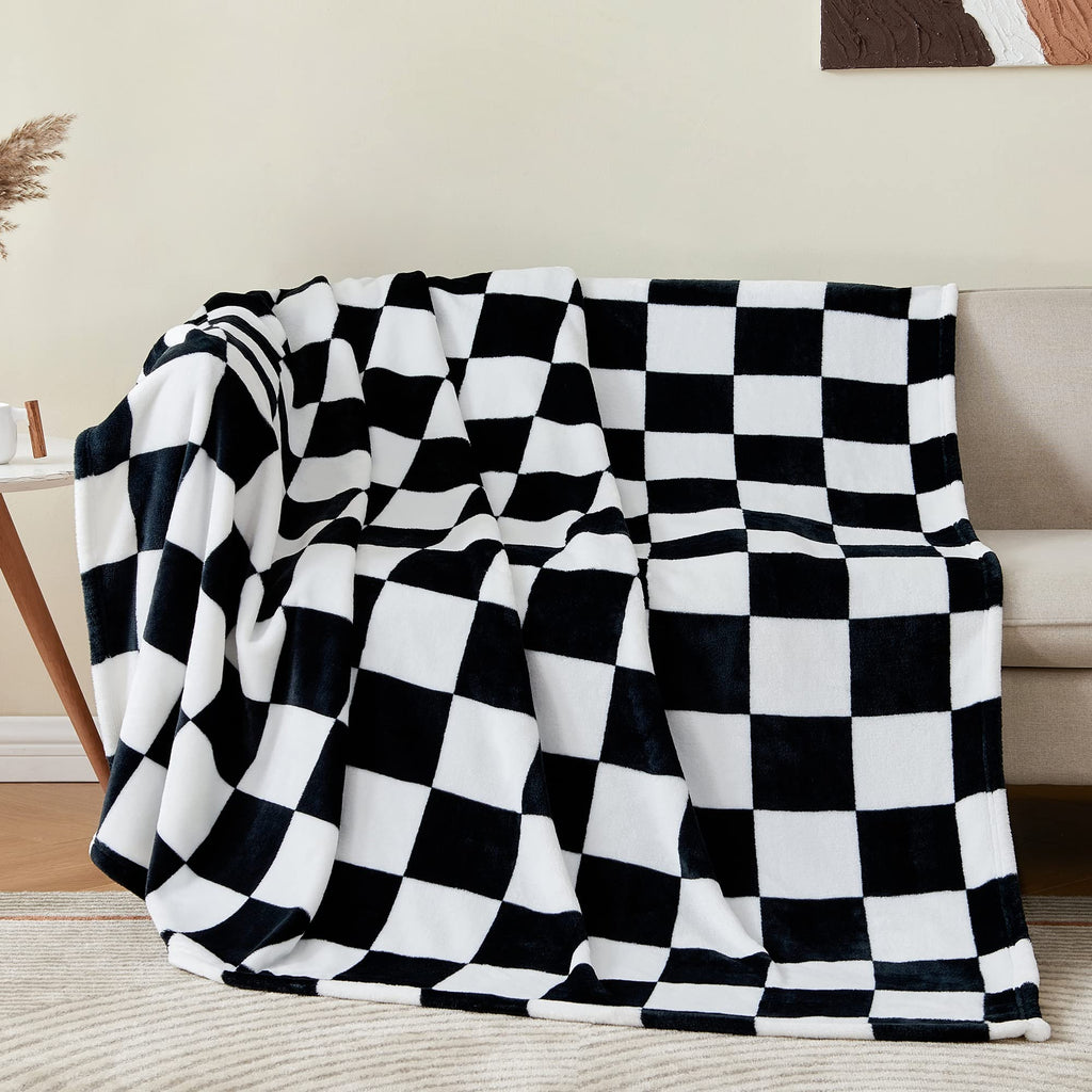BEDELITE Plaid Fleece Throw Blanket for Couch, Black & White Checkered Flannel Blanket, Cozy & Soft Buffalo Plaid Decor Blanket for Women, Men, 50"x60"