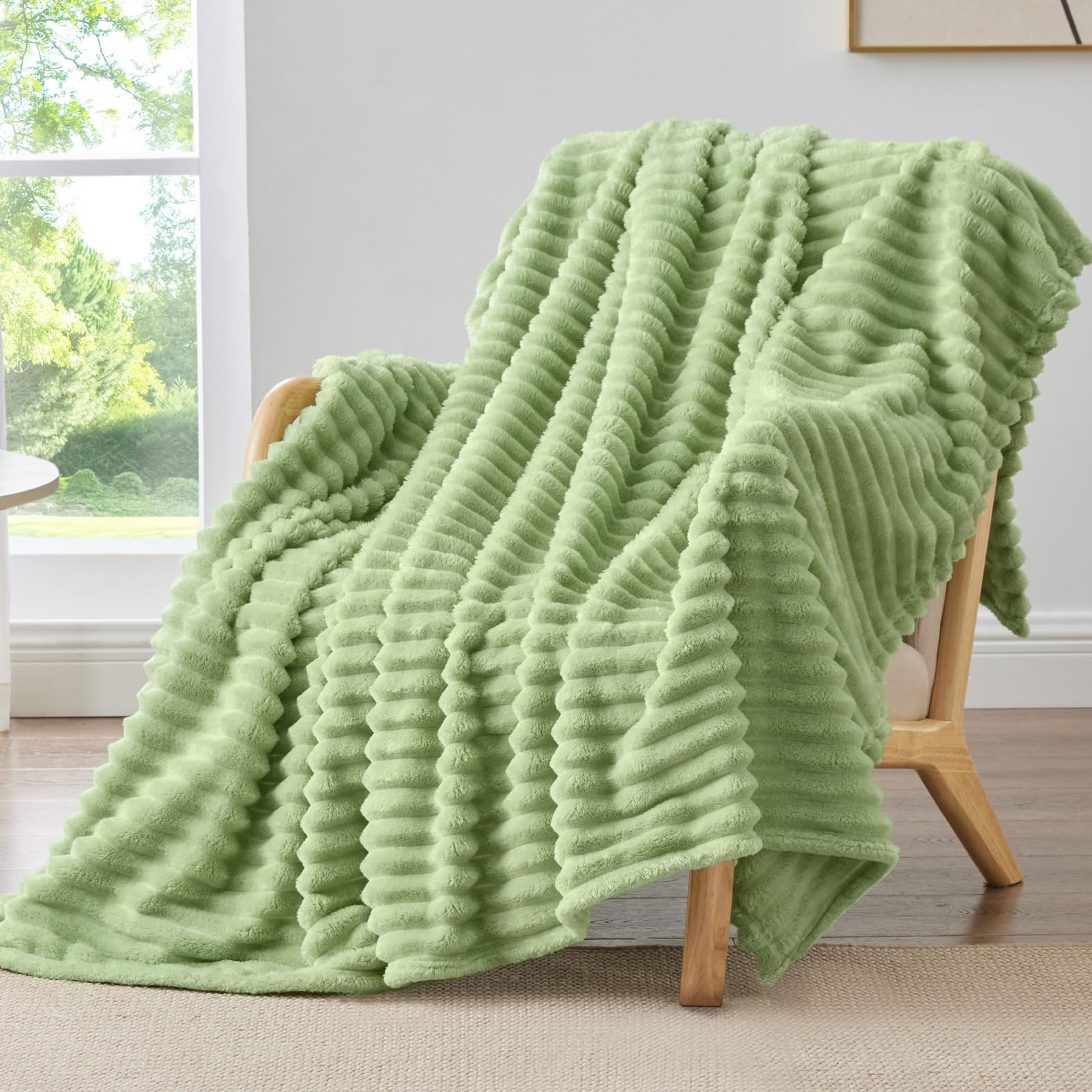 BEDELITE Fleece Throw Blanket for Couch - 300GSM Soft & Warm Fluffy Cream White Blanket, Decorative and Giftable Striped Blankets for Women, Men, 50"x60"