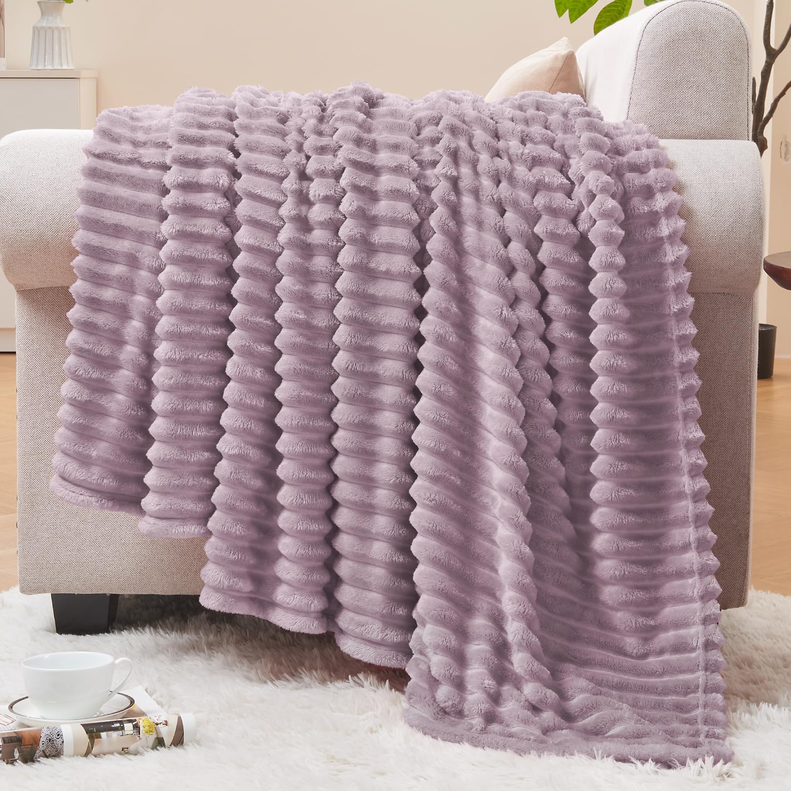 BEDELITE Fleece Throw Blanket for Couch – 3D Ribbed Jacquard Soft and Warm Decorative Fuzzy Blanket – Cozy, Fluffy, Plush Lightweight Pink Throw Blankets for Bed, Sofa, 50x60 inches