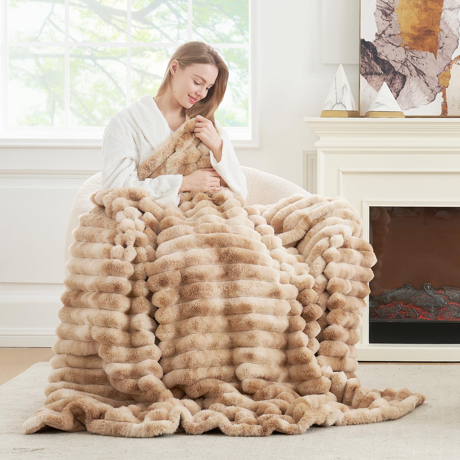 Cozy Bliss Faux Fur Throw Blanket for Couch, Cozy Warm Plush Striped Blanket for Sofa Bedroom Living Room, 50 * 60 Inches Hot Pink