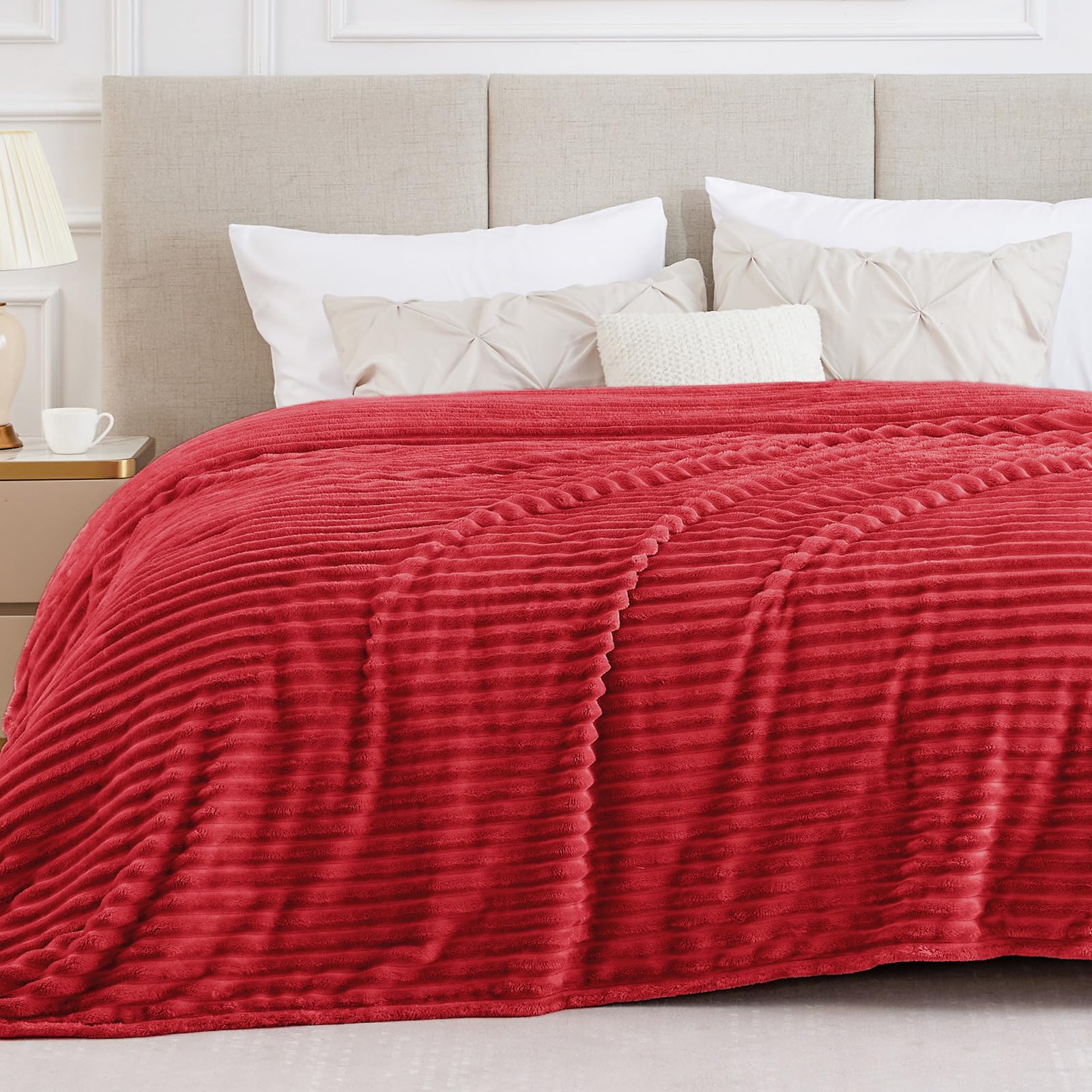 BEDELITE Fleece Throw Blanket for Couch - 300GSM Soft & Warm Fluffy Cream White Blanket, Decorative and Giftable Striped Blankets for Women, Men, 50"x60"