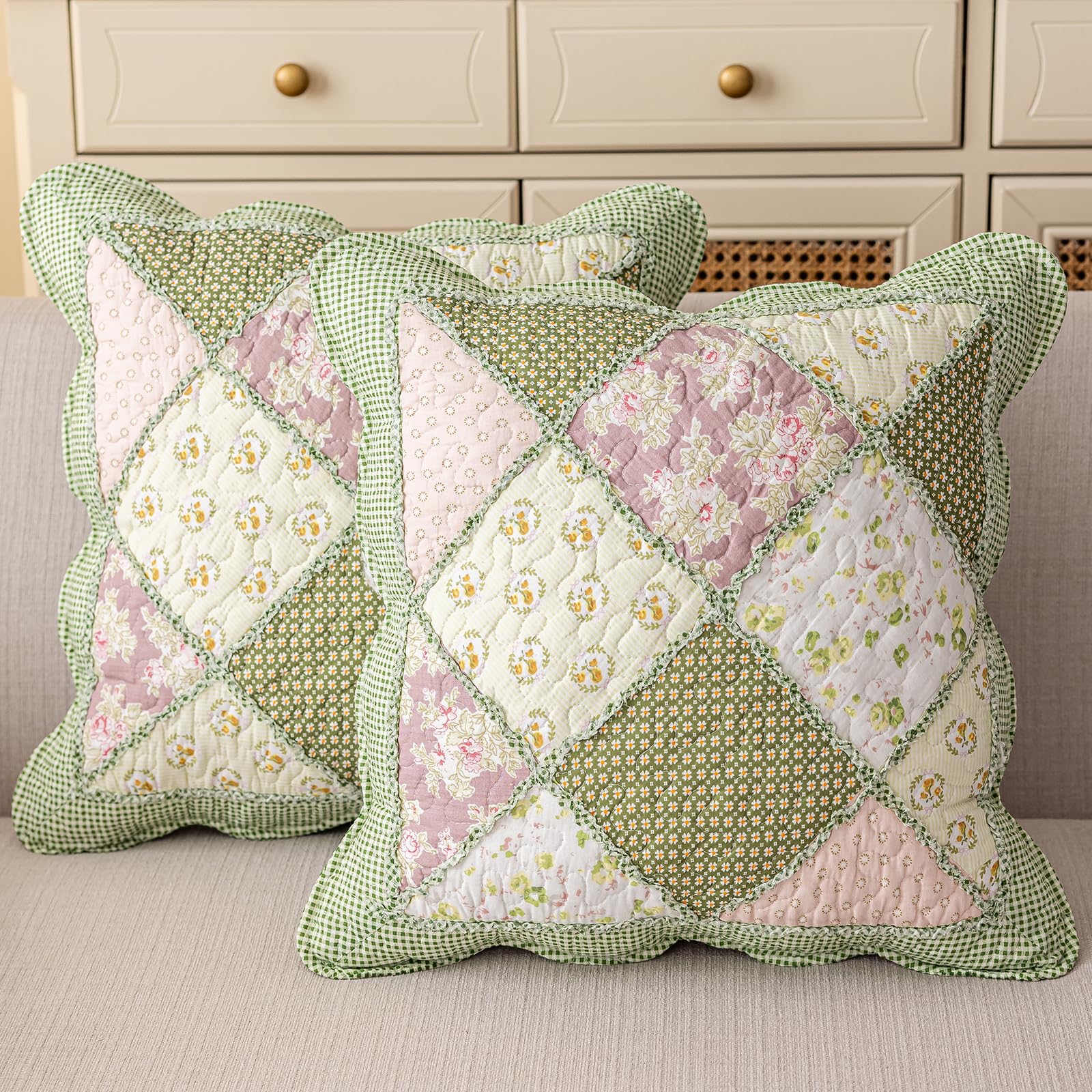 vctops Set of 2 Quilted 100% Cotton Boho Throw Pillow Covers 18" x 18" Farmhouse Country Floral Patchwork Decorative Cushion Cover, Patchwork Flower M