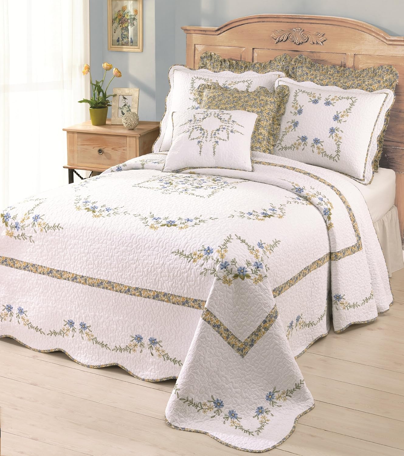 Modern Heirloom Heather Embroidered Single Pillow Sham - Lightweight Breathable All Seasons Bedding, King Sham, Blue/White