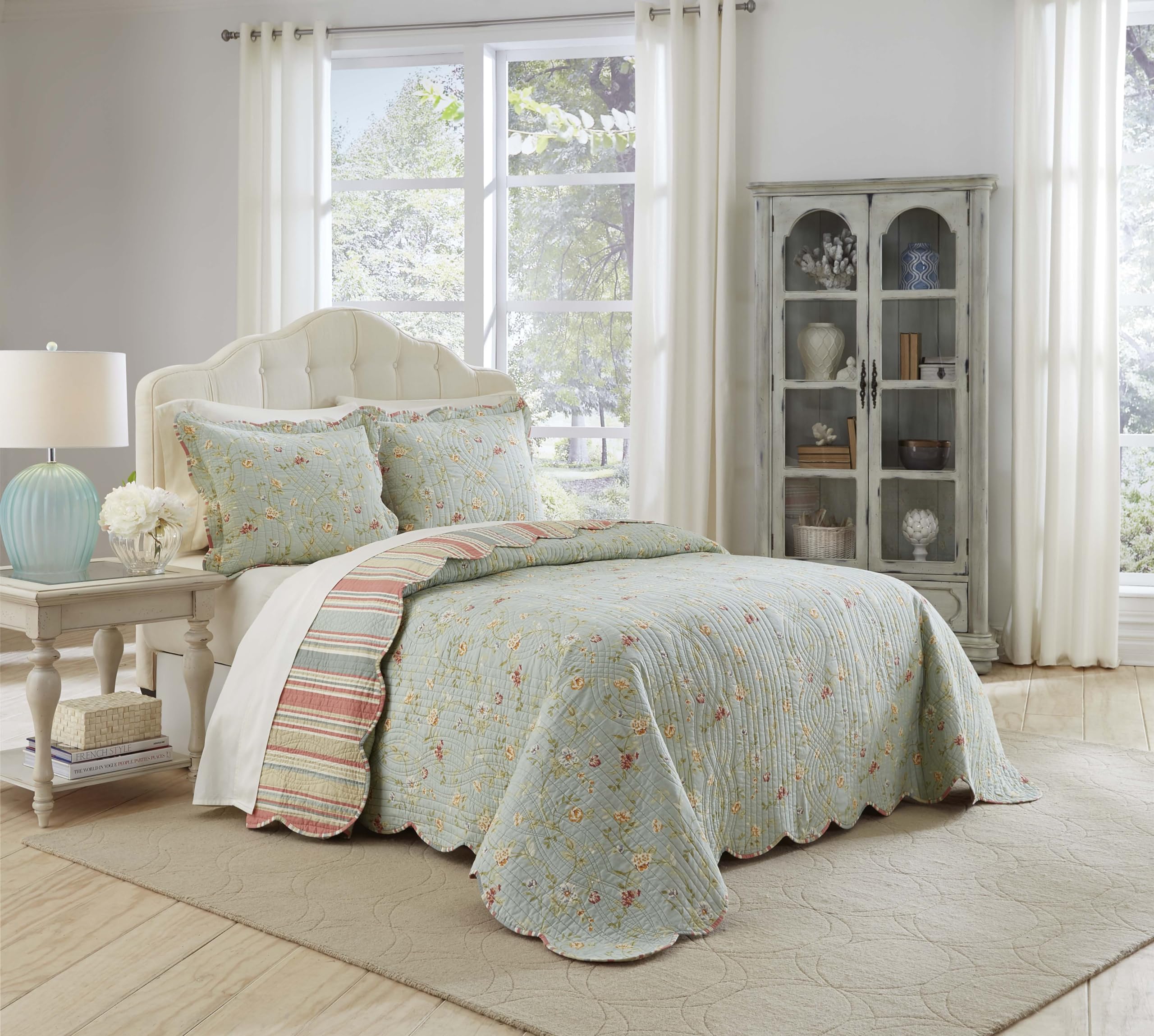 Waverly Charleston Chirp 4 Piece Quilt Set - 100% Cotton Light Weight Bedding with Bed Skirt & 2 Pillow Shams - Full/Queen Papaya