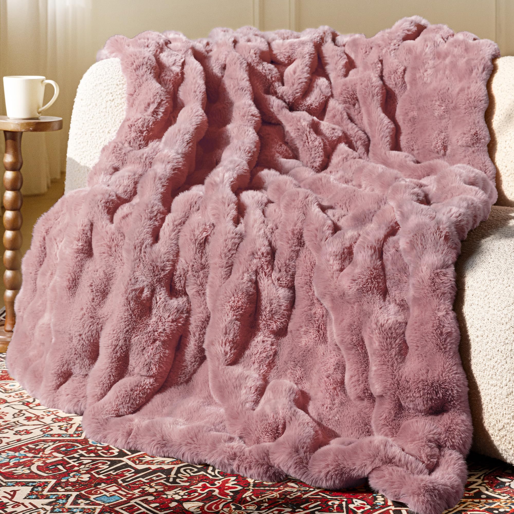 Ultra Soft Cozy Faux Fur Throw Blanket, Fuzzy Plush Thick Bubble Blanket, Luxury Fluffy Blanket for Couch, Sofa, Bedroom, and Living Room, 50x60 Inches, Cream White