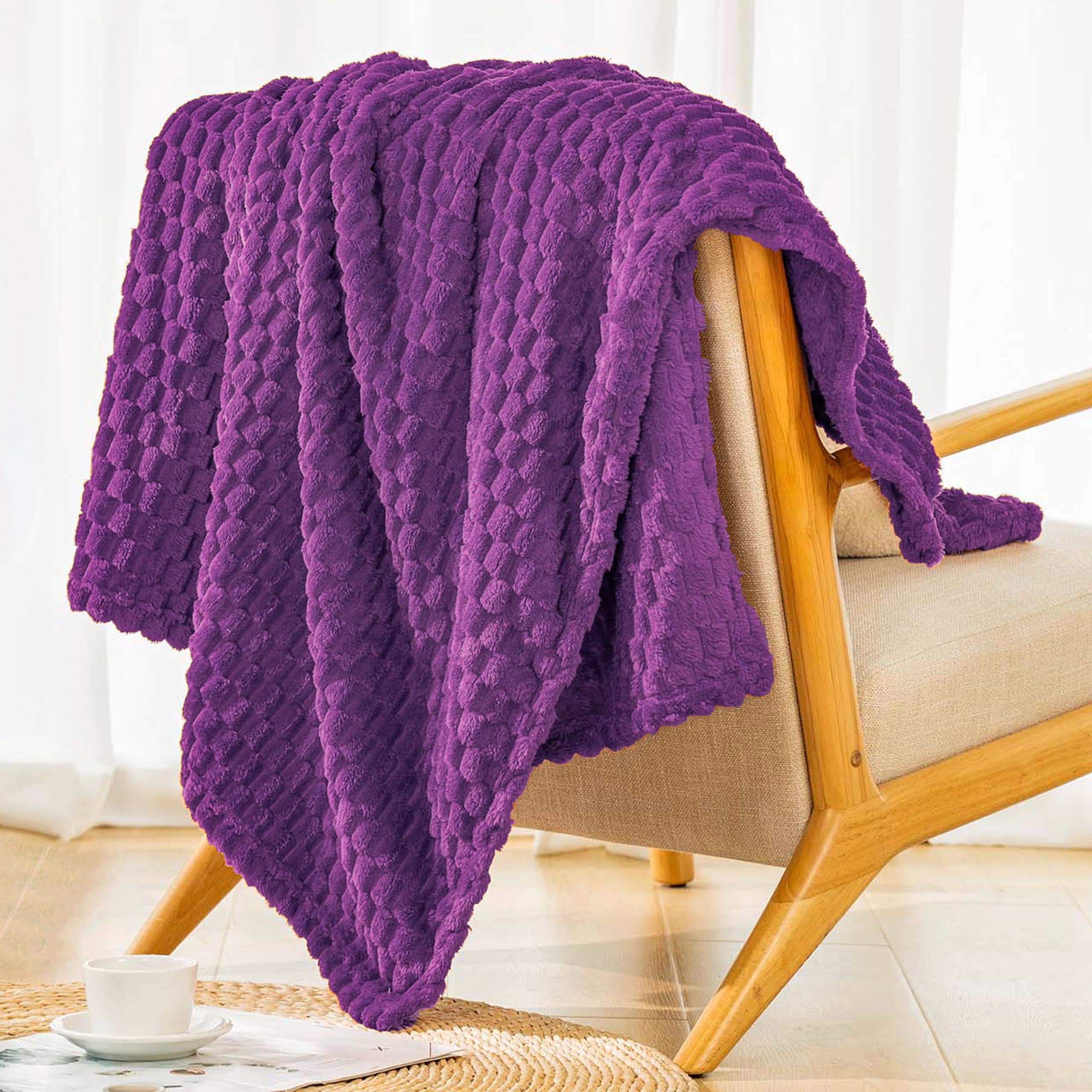 Bnuitland Light Yellow Flannel Throw Blanket (50X40 inches), 300 GSM Fleece Cozy Warm Soft Lightweight Bed Sofa Blanket for Babys and Pets, Suitable for All Seasons