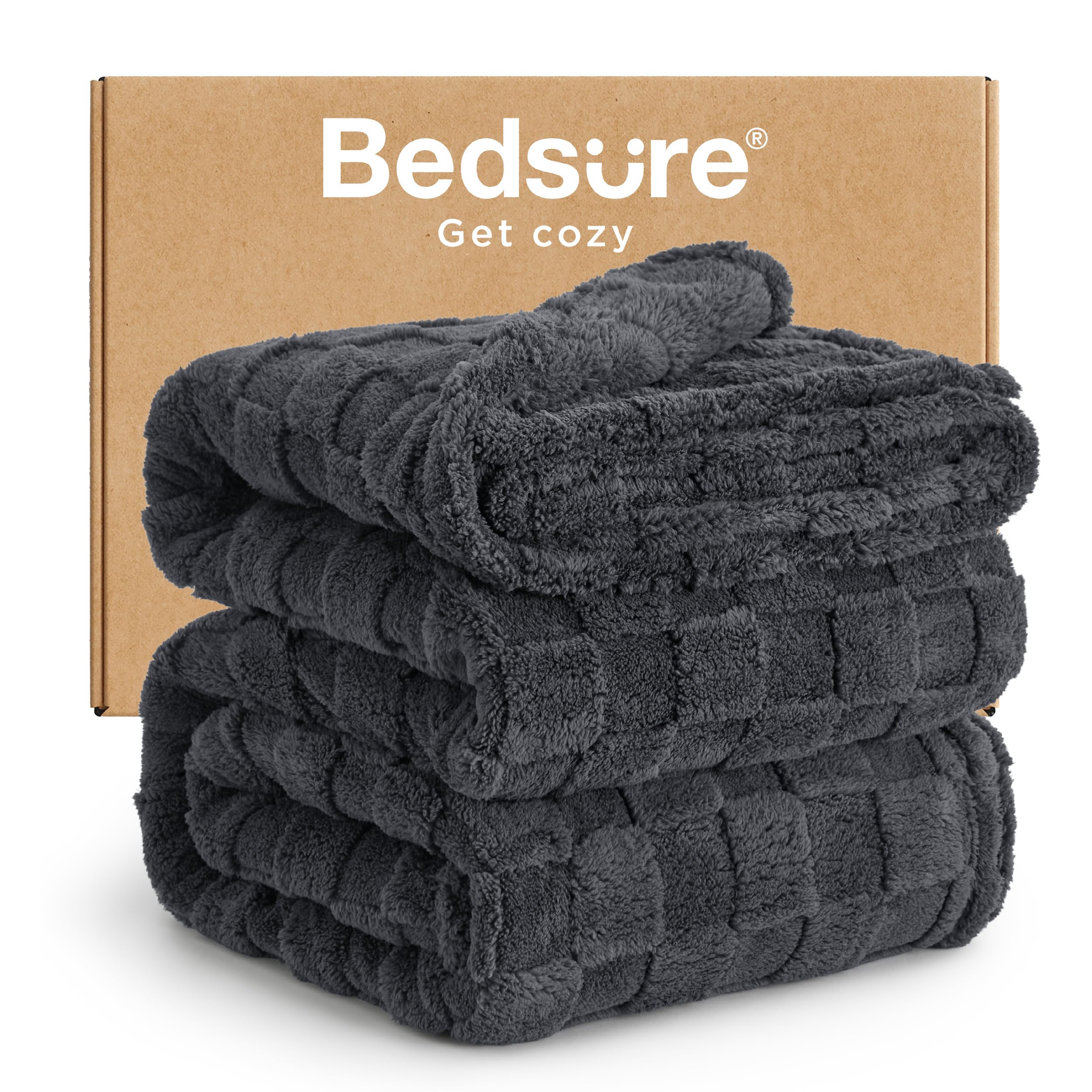 Bedsure GentleSoft Sage Green Throw Blanket for Couch - Checkered Cute Fleece Blankets, Soft Cozy Summer Throw for Bedroom Home Decor Gifts for Mom Girls, Green, 50x60 Inches