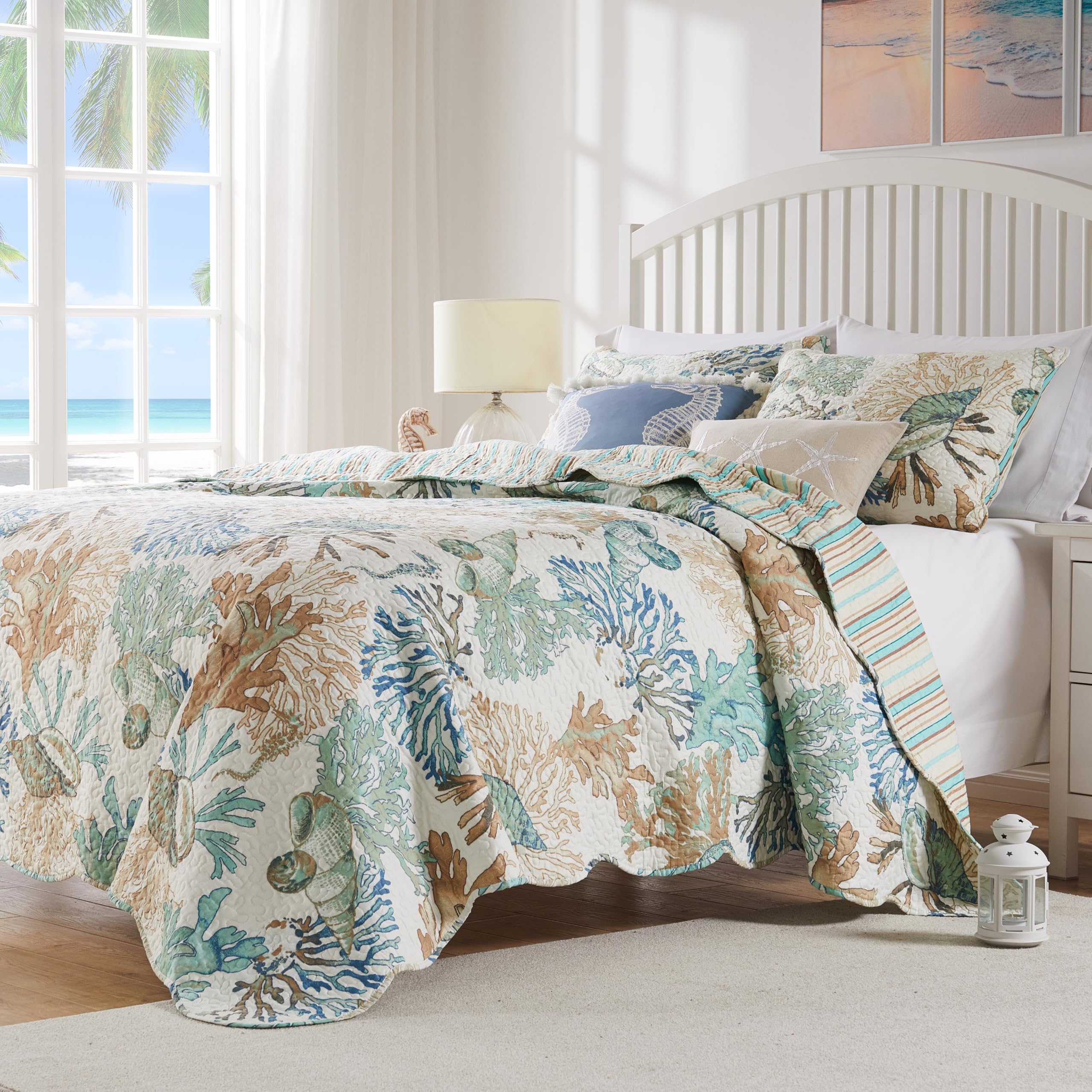 Greenland Home Atlantis Coastal Sea Coral Oversized Reversible Quilt Set, 3-Piece Full/Queen, Jade