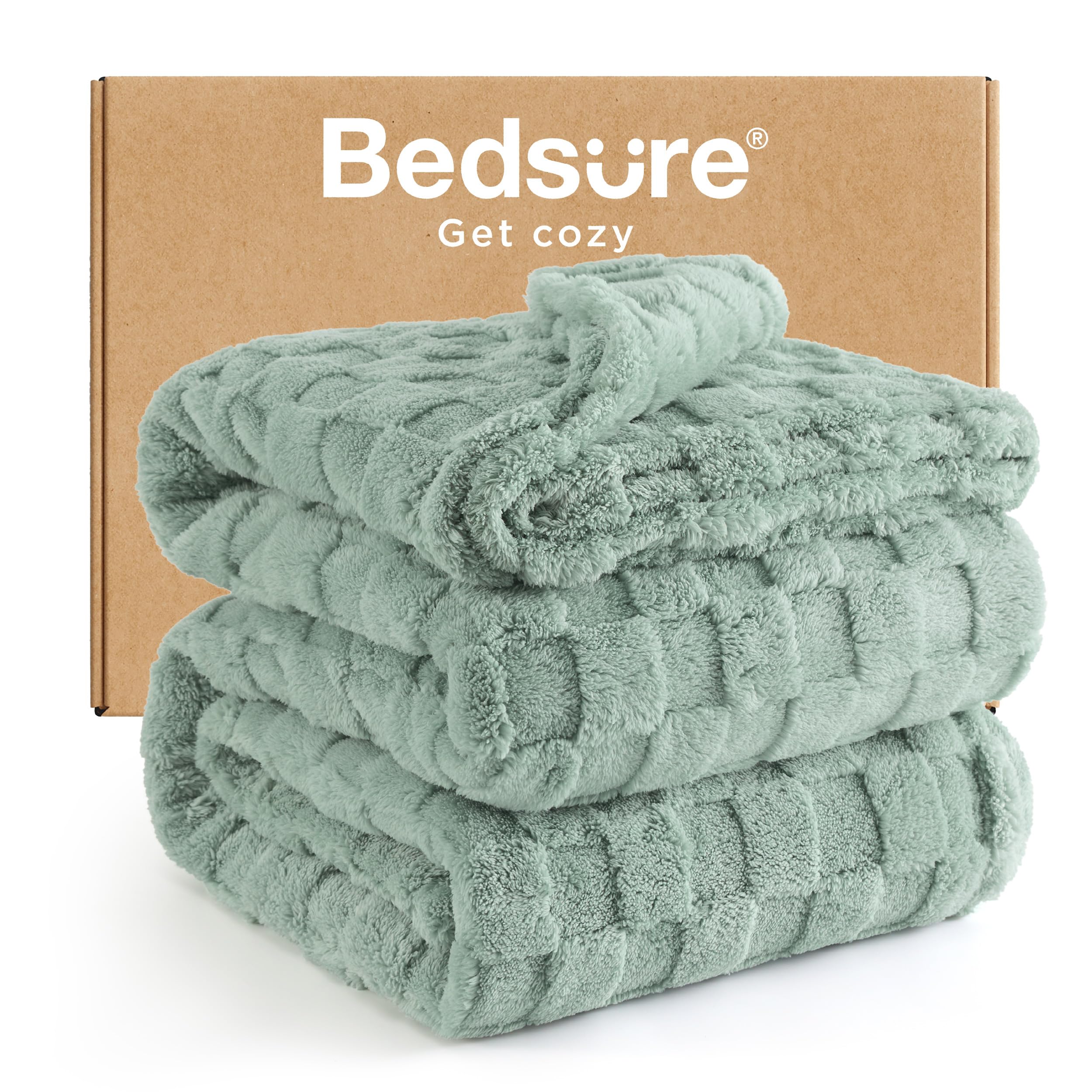 Bedsure GentleSoft Sage Green Throw Blanket for Couch - Checkered Cute Fleece Blankets, Soft Cozy Summer Throw for Bedroom Home Decor Gifts for Mom Girls, Green, 50x60 Inches