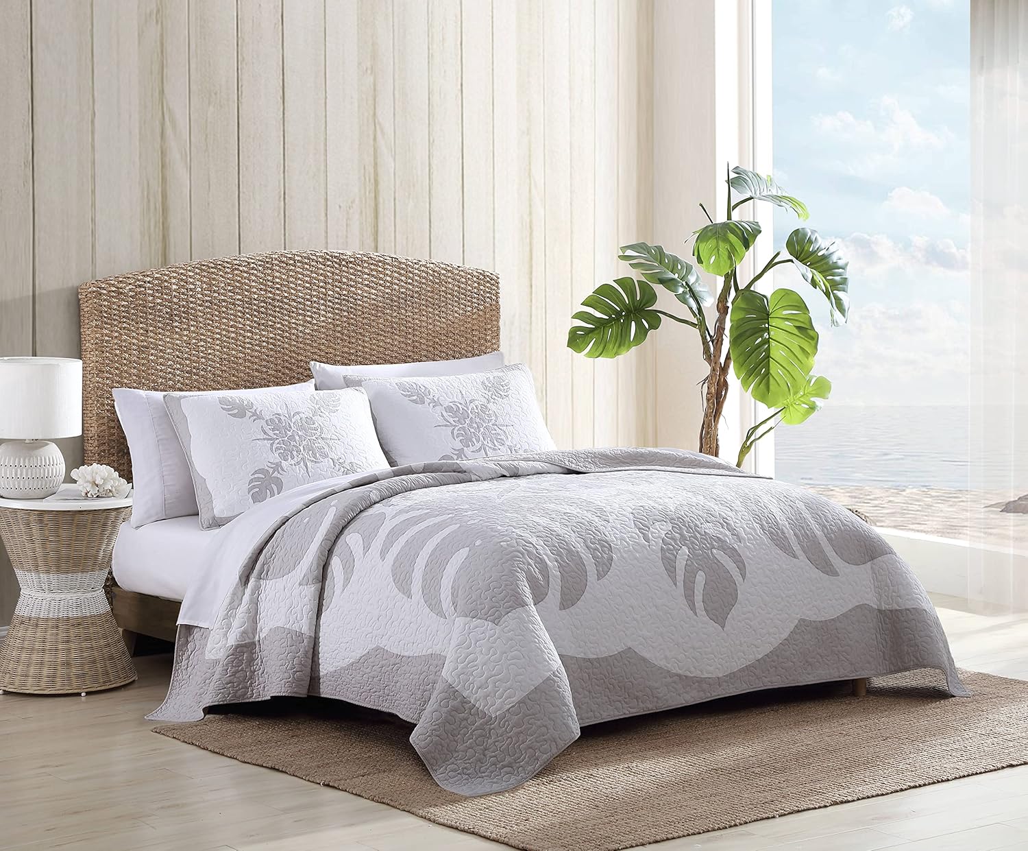 Tommy Bahama - Standard Sham, Soft & Lightweight Cotton Pillow Cover with Envelope Closure, Quilted Bedding with Reversible Design, Pack of 1 (Molokai Grey, 21" x 27")