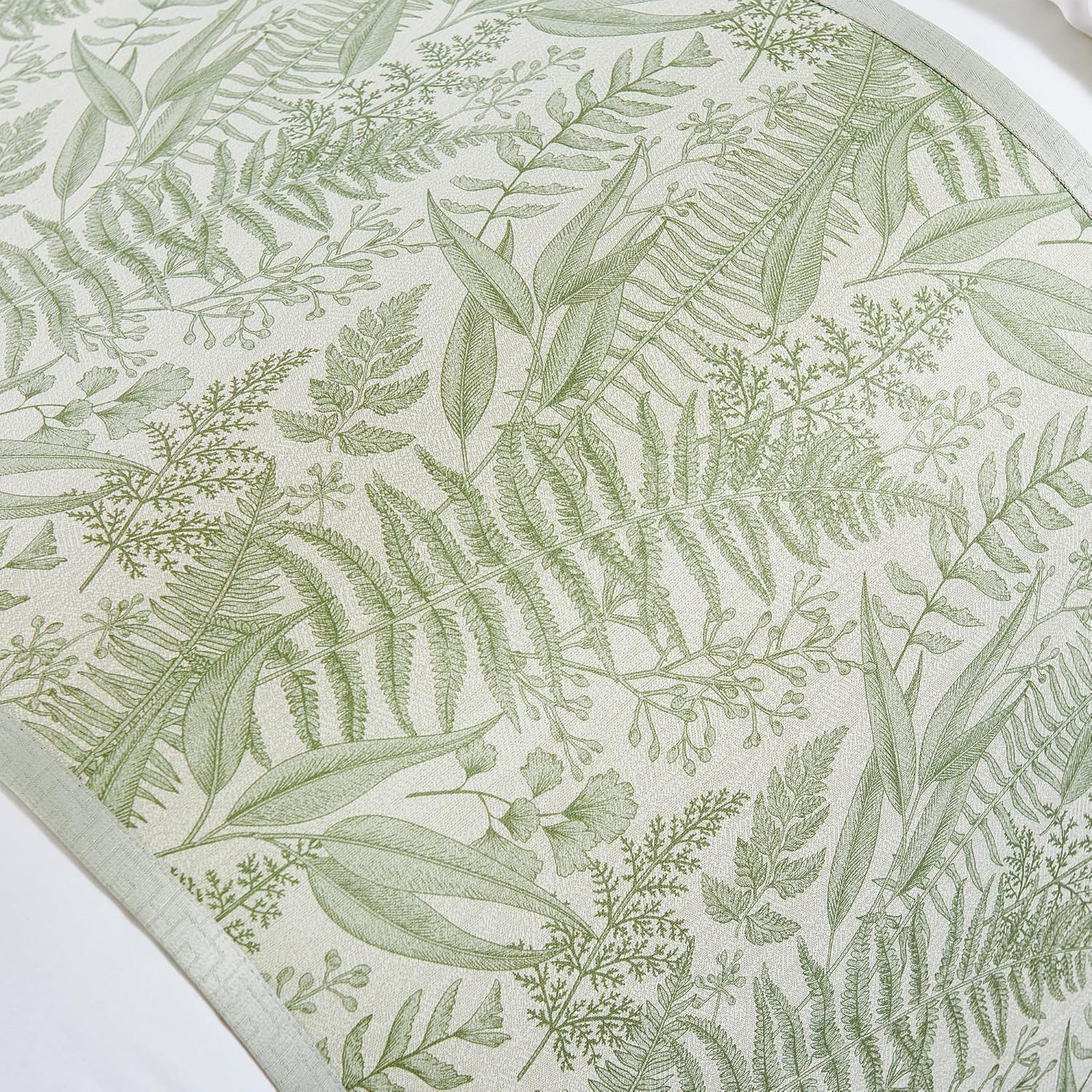 OSVINO Floral Bed Scarf 100% Microfiber Elegant Fade Resistant Bed Runner Bedspread Slipcover Bedding Decor for Wedding Room Bedroom, Green, Twin